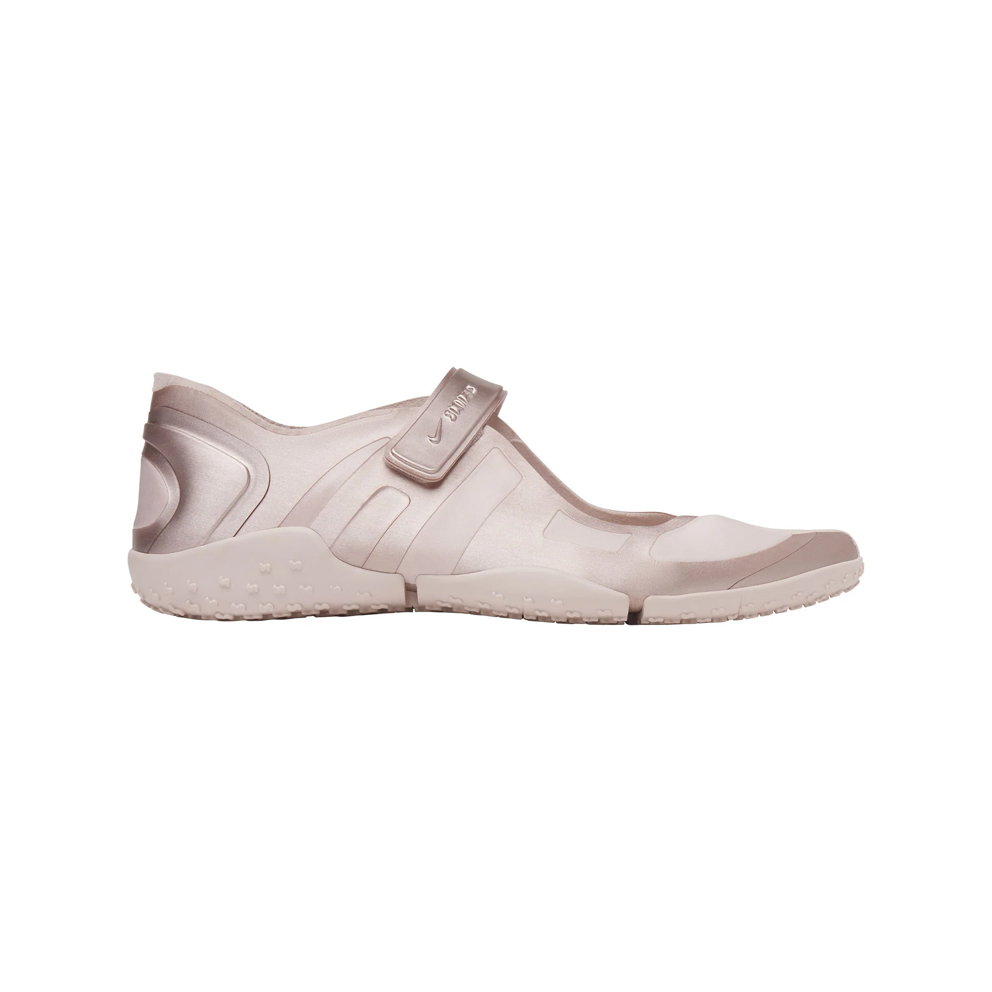 NikeSKIMS FOOTWEAR RIFT SATIN | SILT RED - Image 4