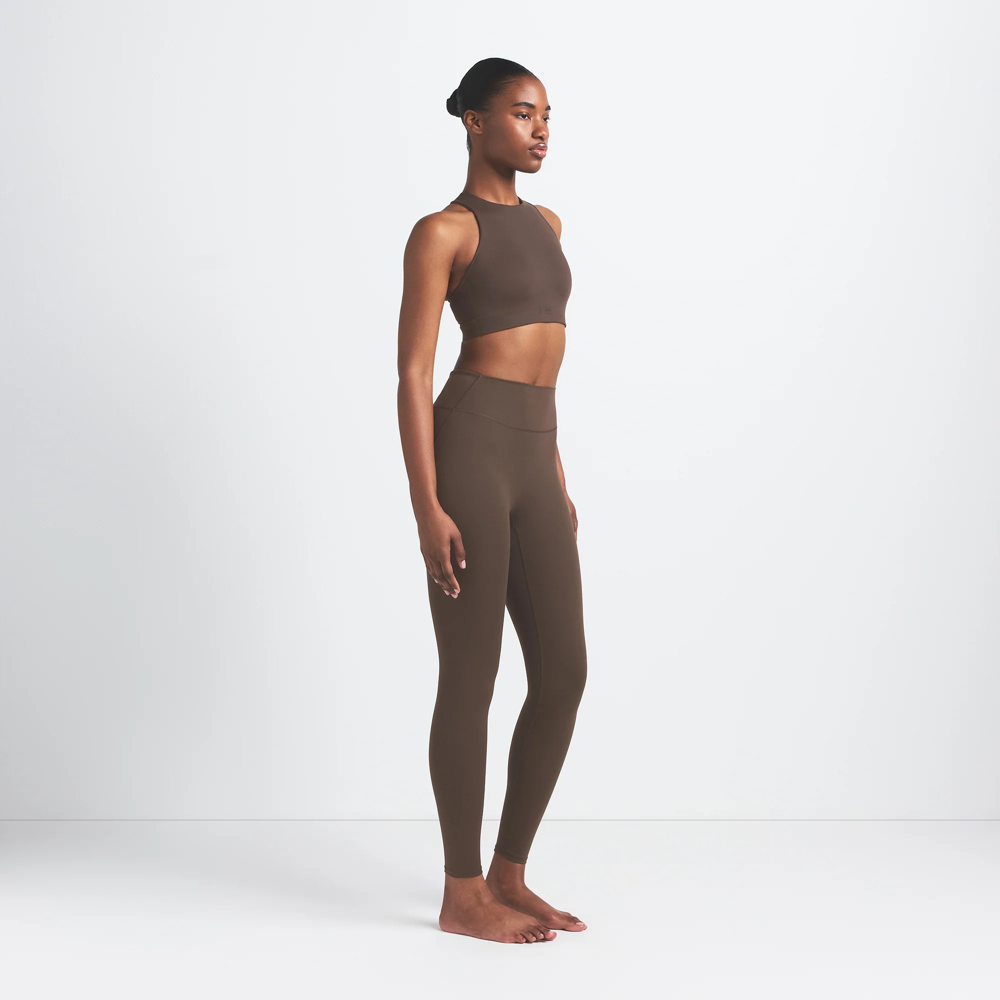 NikeSKIMS MATTE 29" LEGGING | DARK SEPIA - Image 4