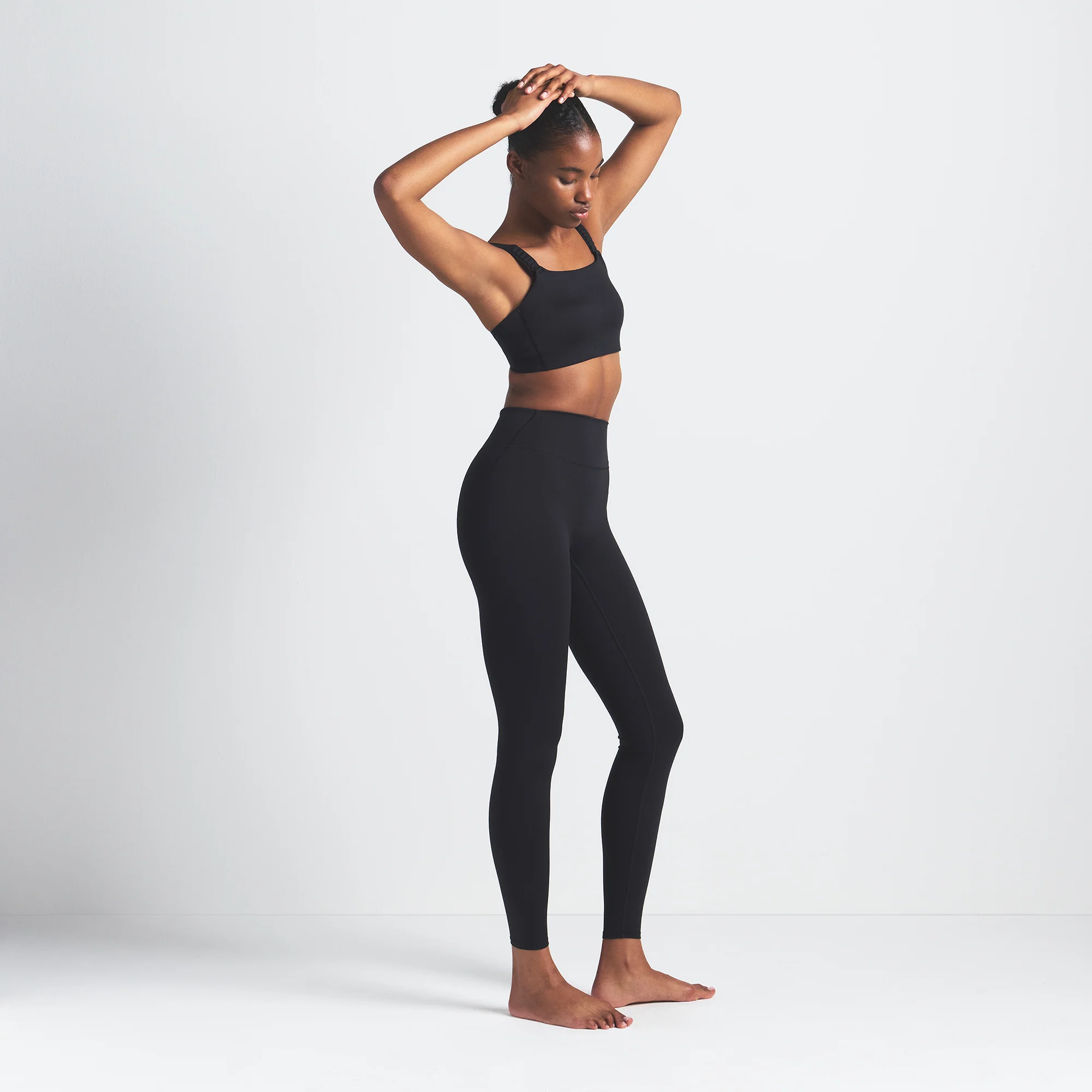 NikeSKIMS MATTE 29" LEGGING | OBSIDIAN - Image 4