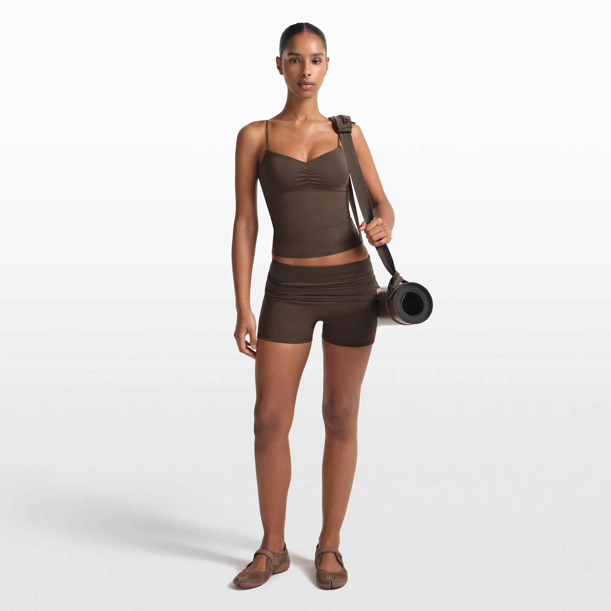 NikeSKIMS MATTE 3" FOLDOVER SHORT | DARK SEPIA - Image 2