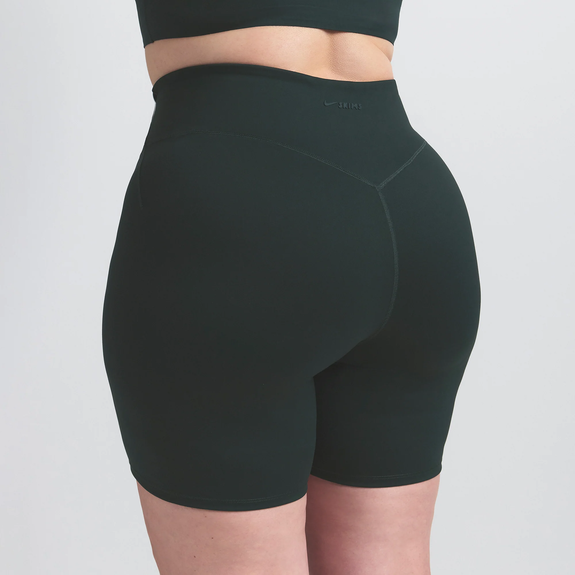 NikeSKIMS MATTE 5" BIKER SHORT | DARK TEAL - Image 6