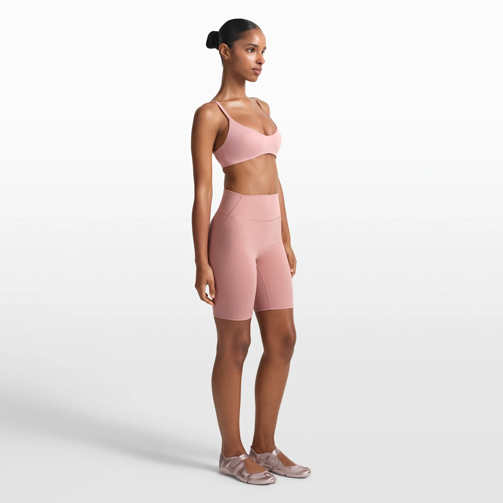 NikeSKIMS MATTE 7" BIKER SHORT | HIMALAYAN - Image 5