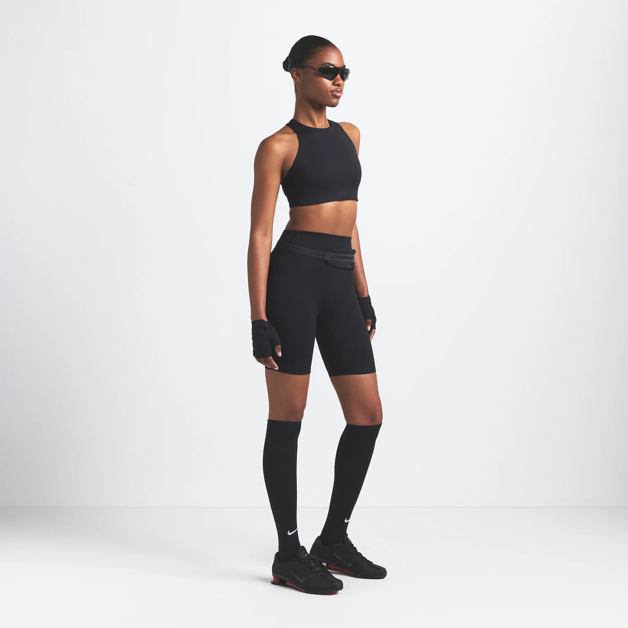 NikeSKIMS MATTE 7" BIKER SHORT | OBSIDIAN - Image 5