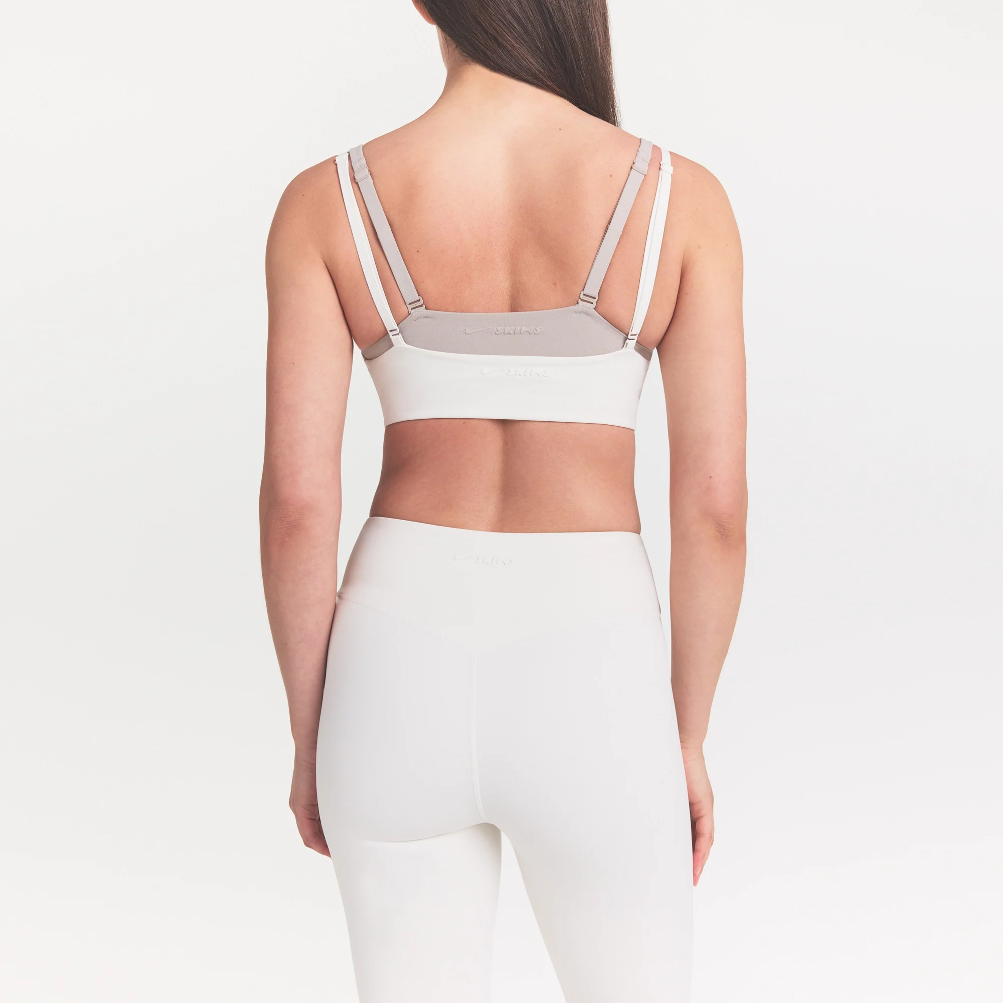 NikeSKIMS MATTE CROP 17" LEGGING | IVORY - Image 4