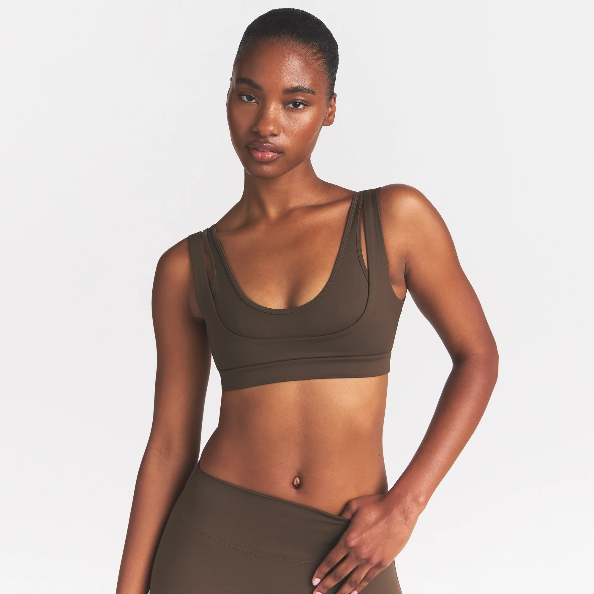 NikeSKIMS MATTE DOUBLE STRAP SCOOP BRA | DARK SEPIA - Image 3