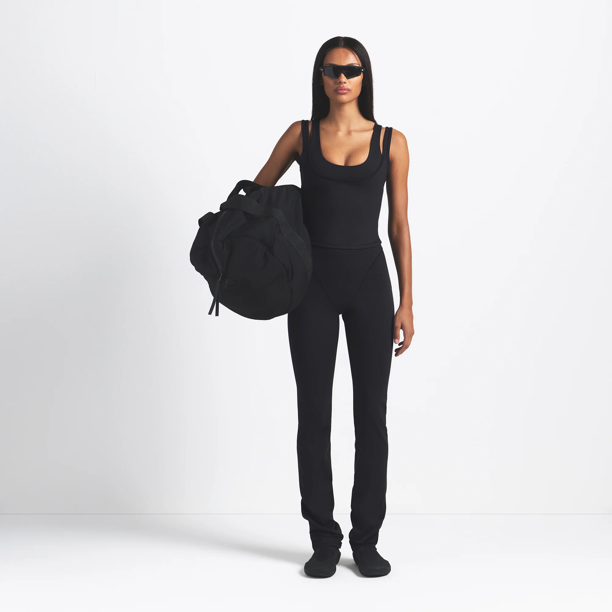 NikeSKIMS MATTE DOUBLE STRAP SCOOP TANK | OBSIDIAN - Image 2