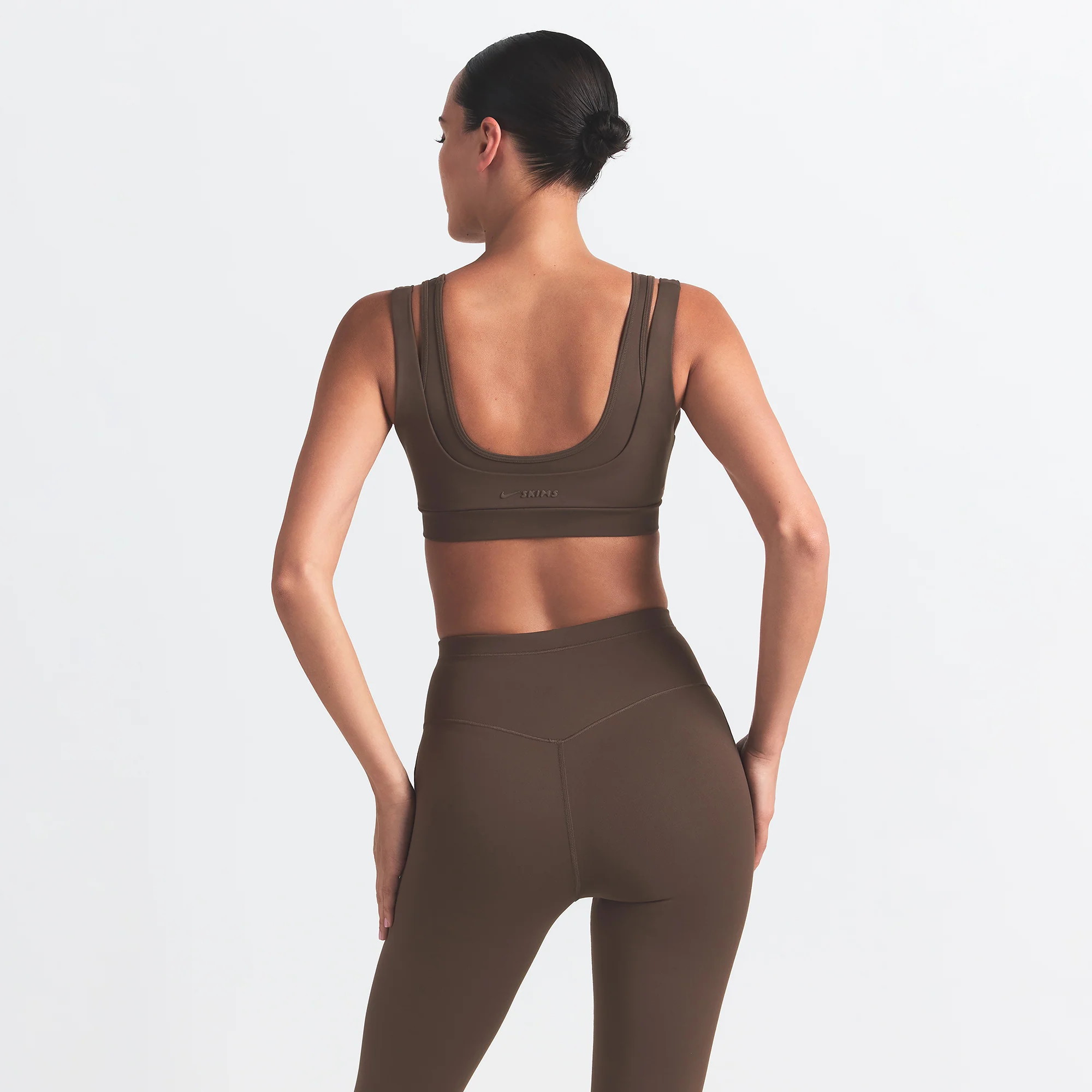 NikeSKIMS MATTE FOOTSIE GRIP LEGGING | DARK SEPIA - Image 5