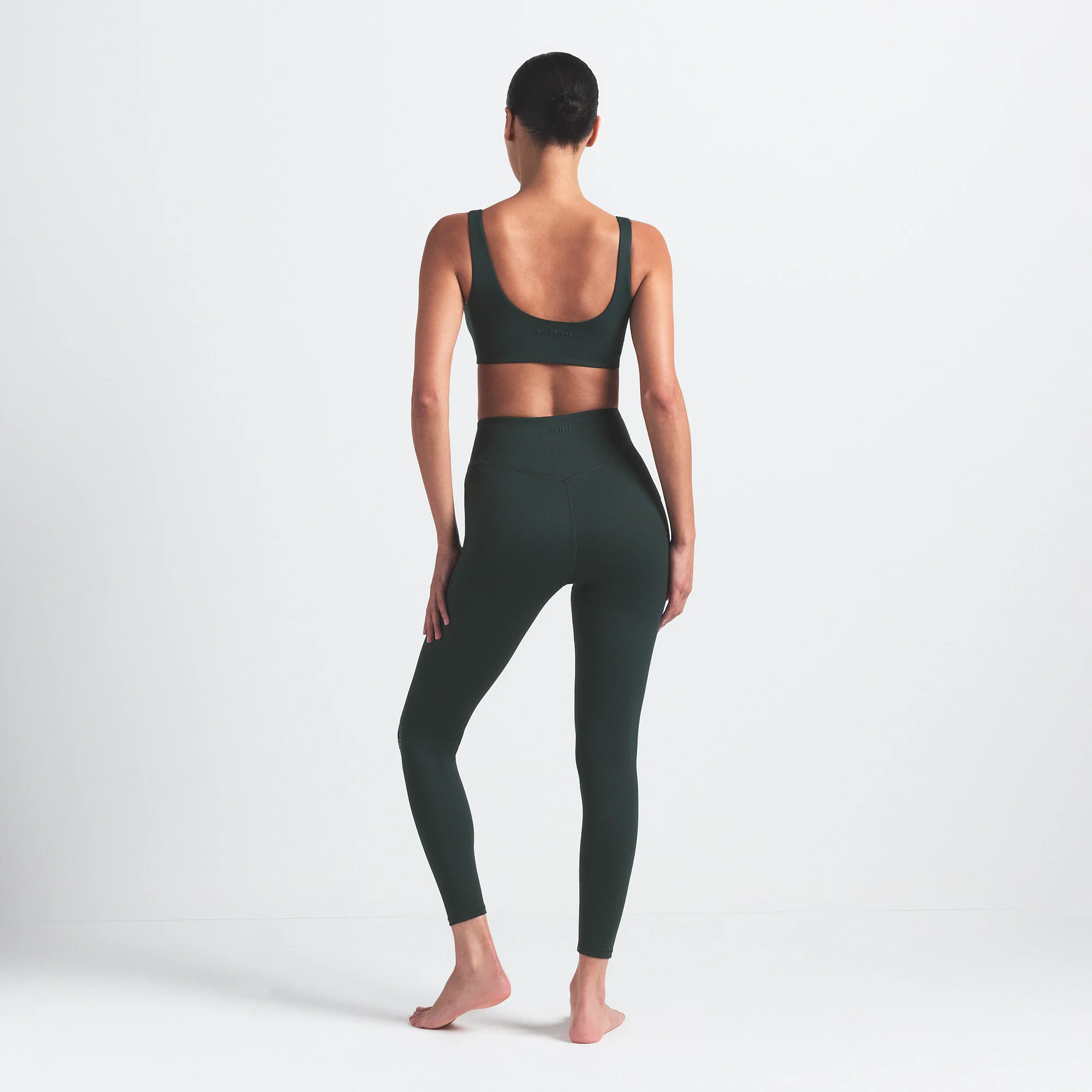 NikeSKIMS MATTE KNEE GRIP 26" LEGGING | DARK TEAL - Image 6