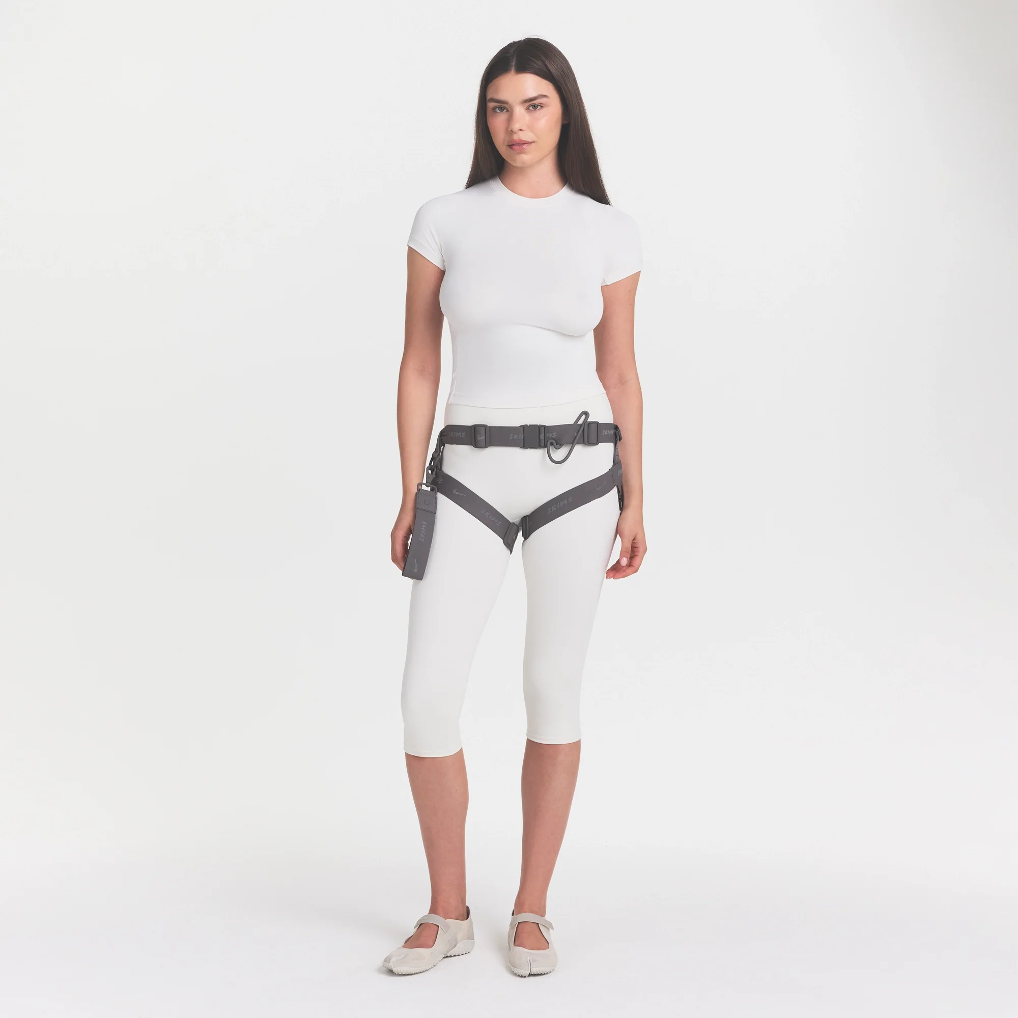 NikeSKIMS MATTE PADDED BABY TEE | IVORY - Image 2