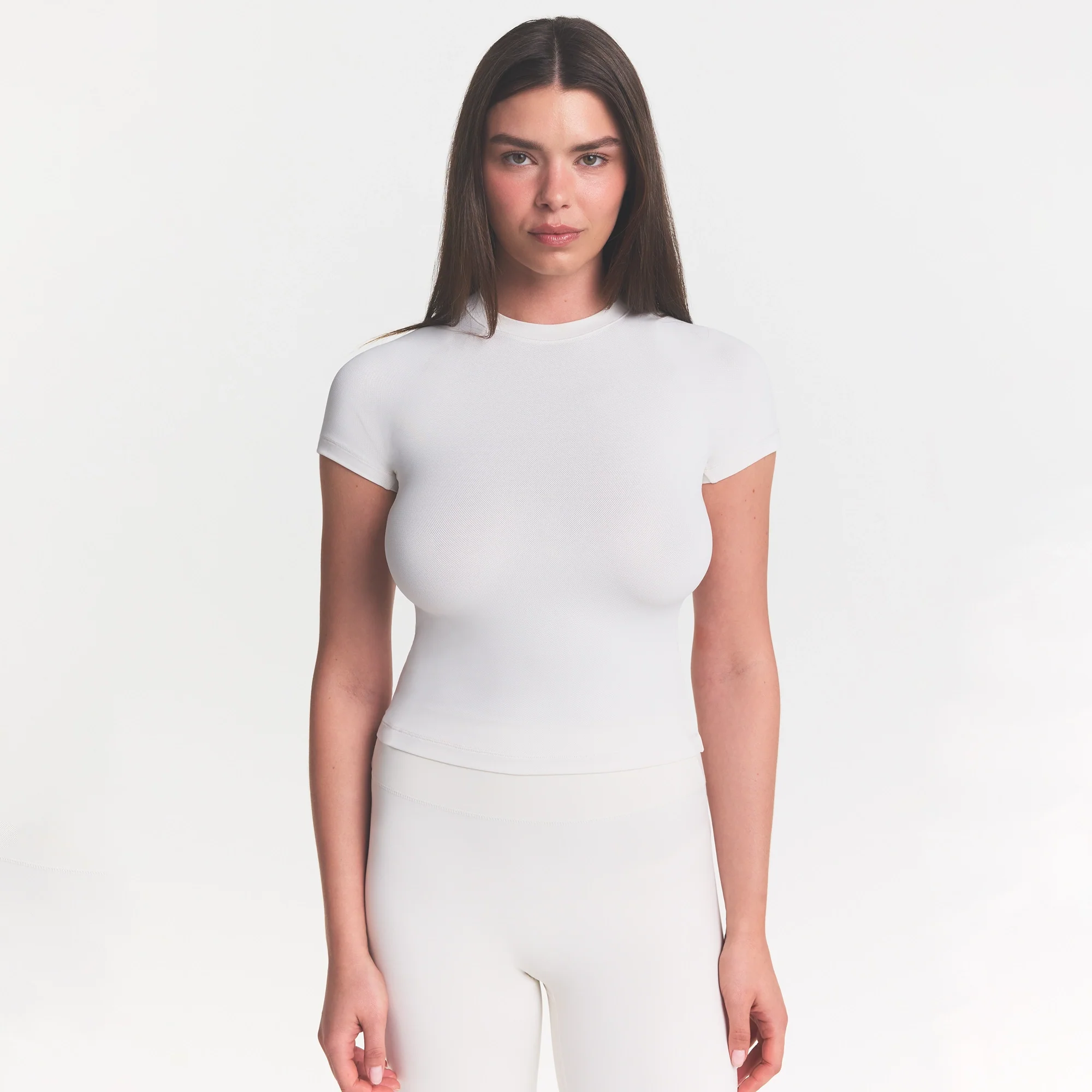 NikeSKIMS MATTE PADDED BABY TEE | IVORY - Image 3
