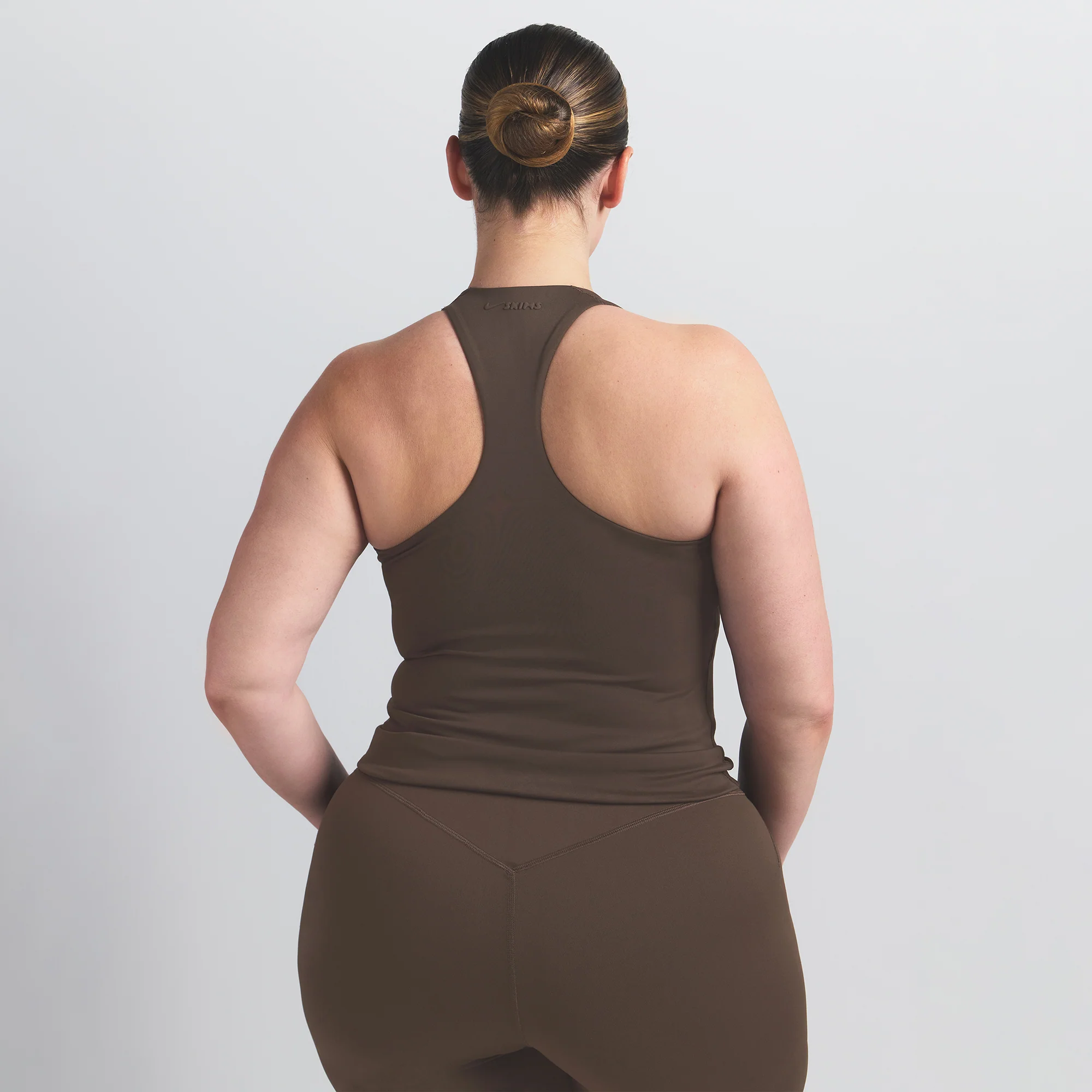 NikeSKIMS MATTE RACER BACK TANK | DARK SEPIA - Image 7