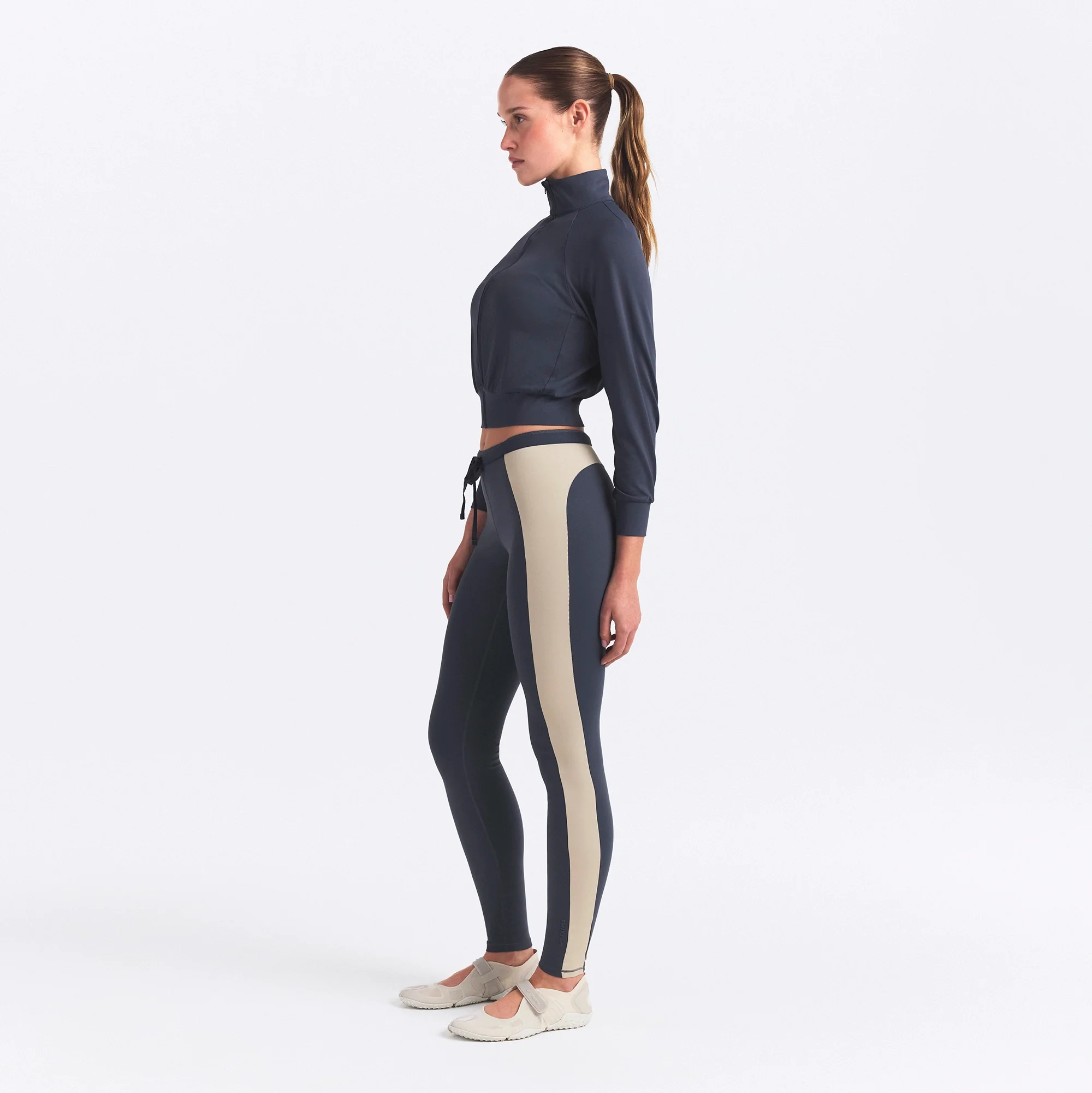 NikeSKIMS MATTE SHINE MIX 29" LEGGING | DEEP ROYAL AND STONE - Image 5