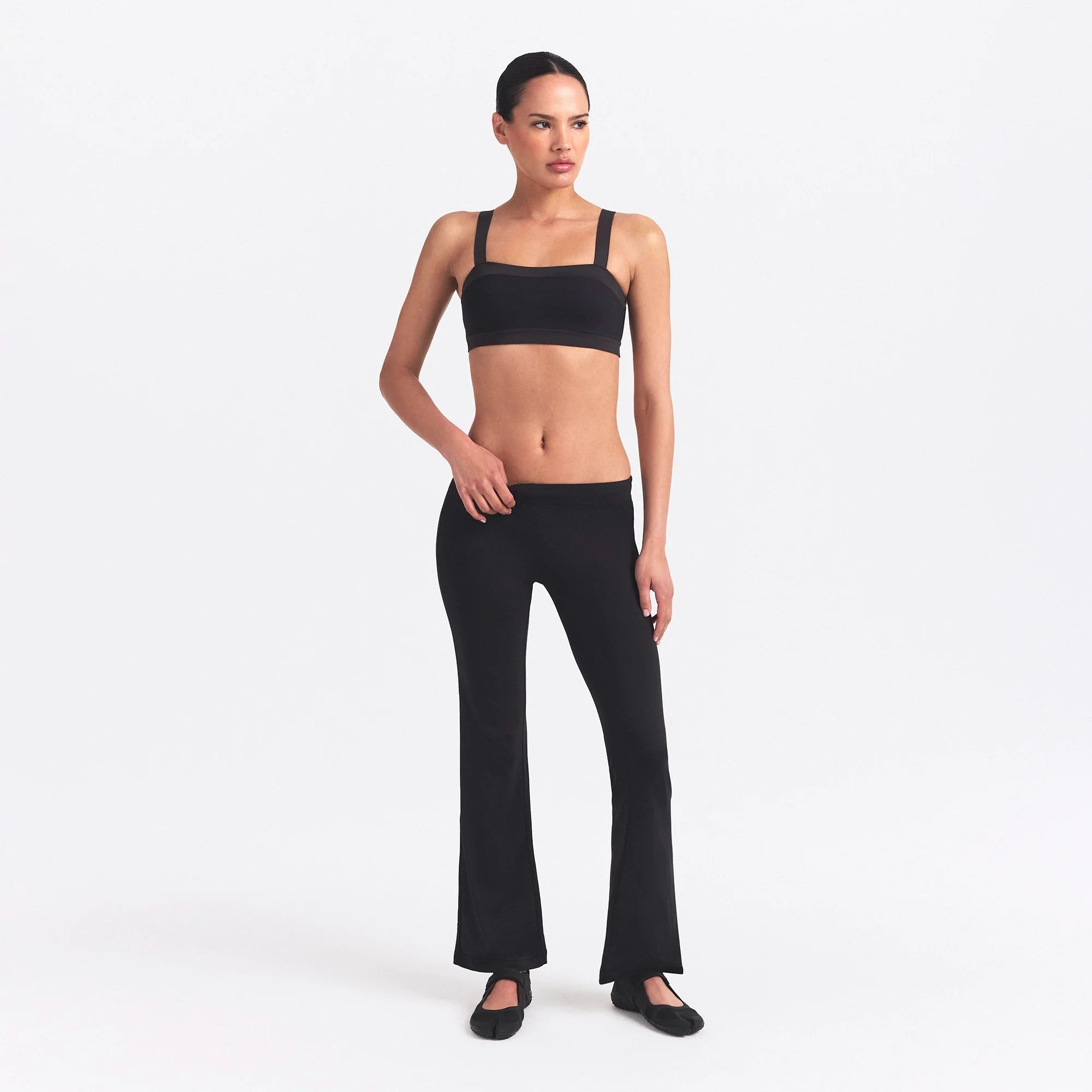 NikeSKIMS MATTE SHINE MIX STRAIGHT NECK BRA | OBSIDIAN AND IGNEOUS - Image 2