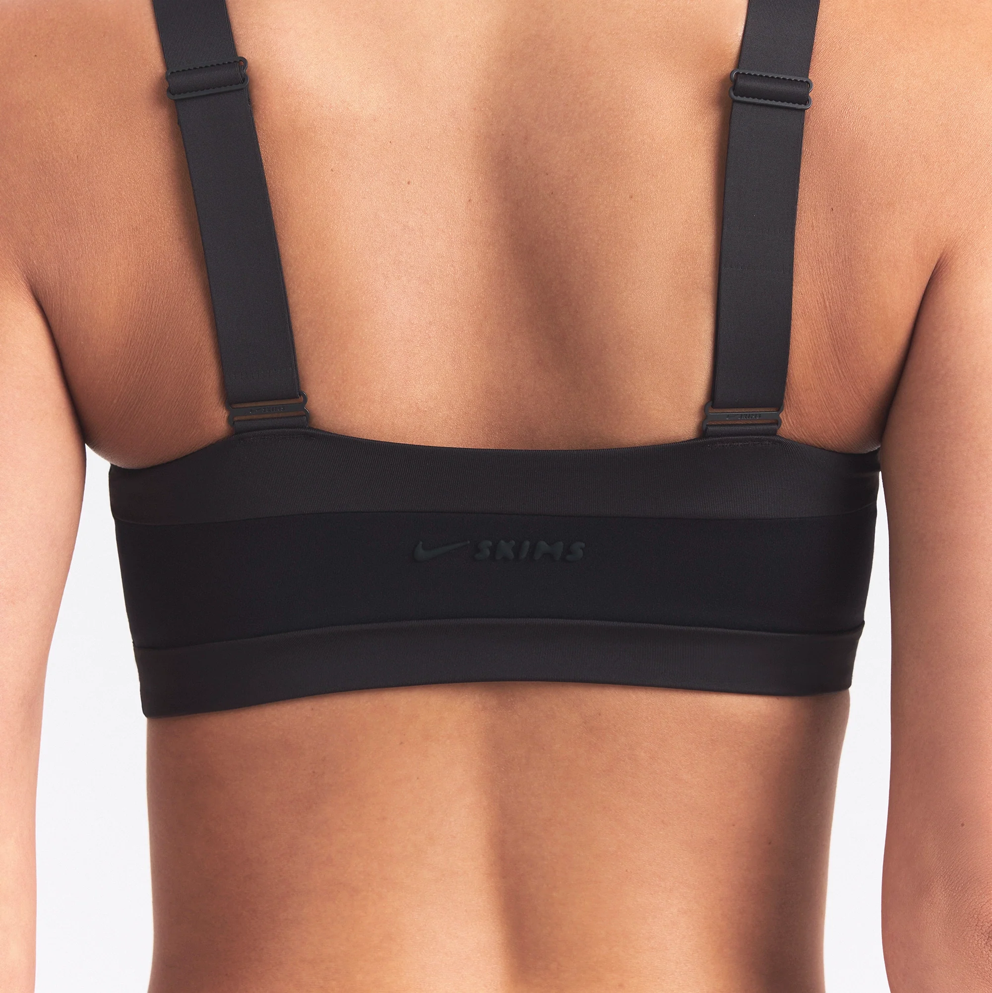 NikeSKIMS MATTE SHINE MIX STRAIGHT NECK BRA | OBSIDIAN AND IGNEOUS - Image 4
