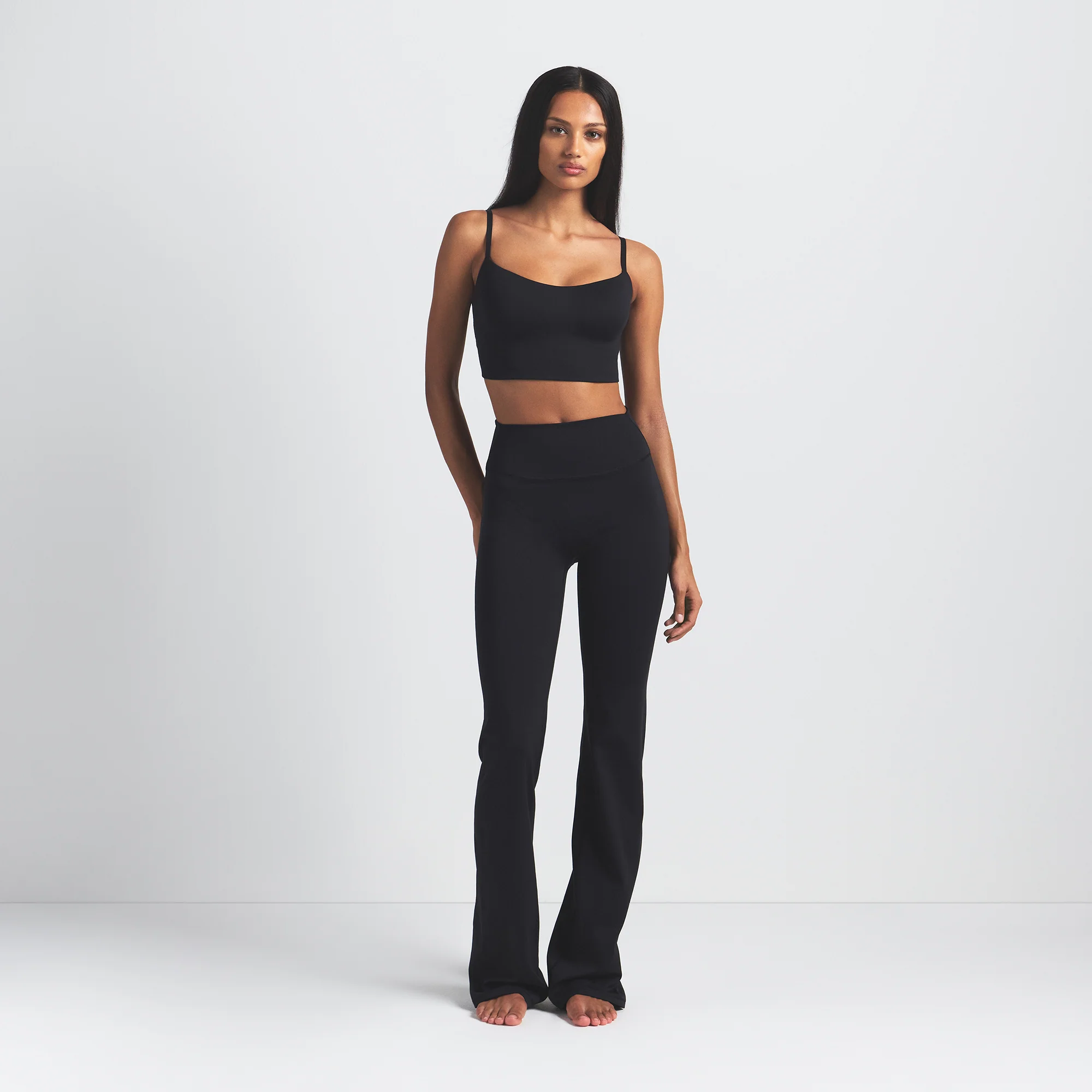 NikeSKIMS MATTE SLIM FLARE LEGGING | OBSIDIAN - Image 5