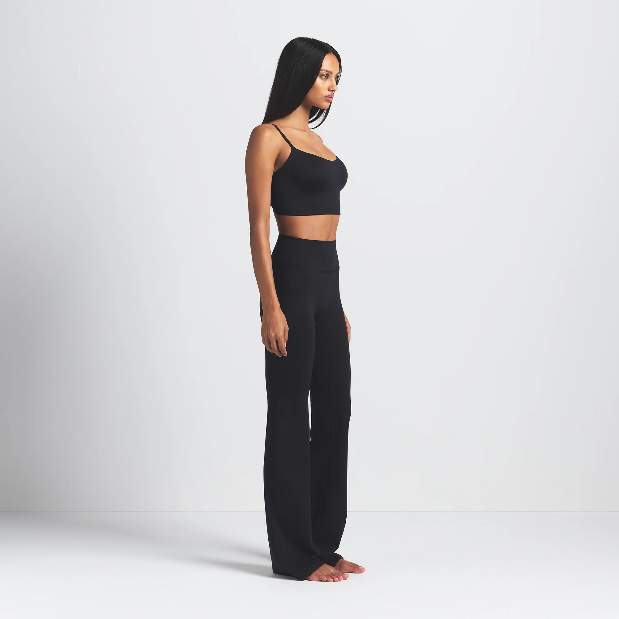 NikeSKIMS MATTE SLIM FLARE LEGGING | OBSIDIAN - Image 7