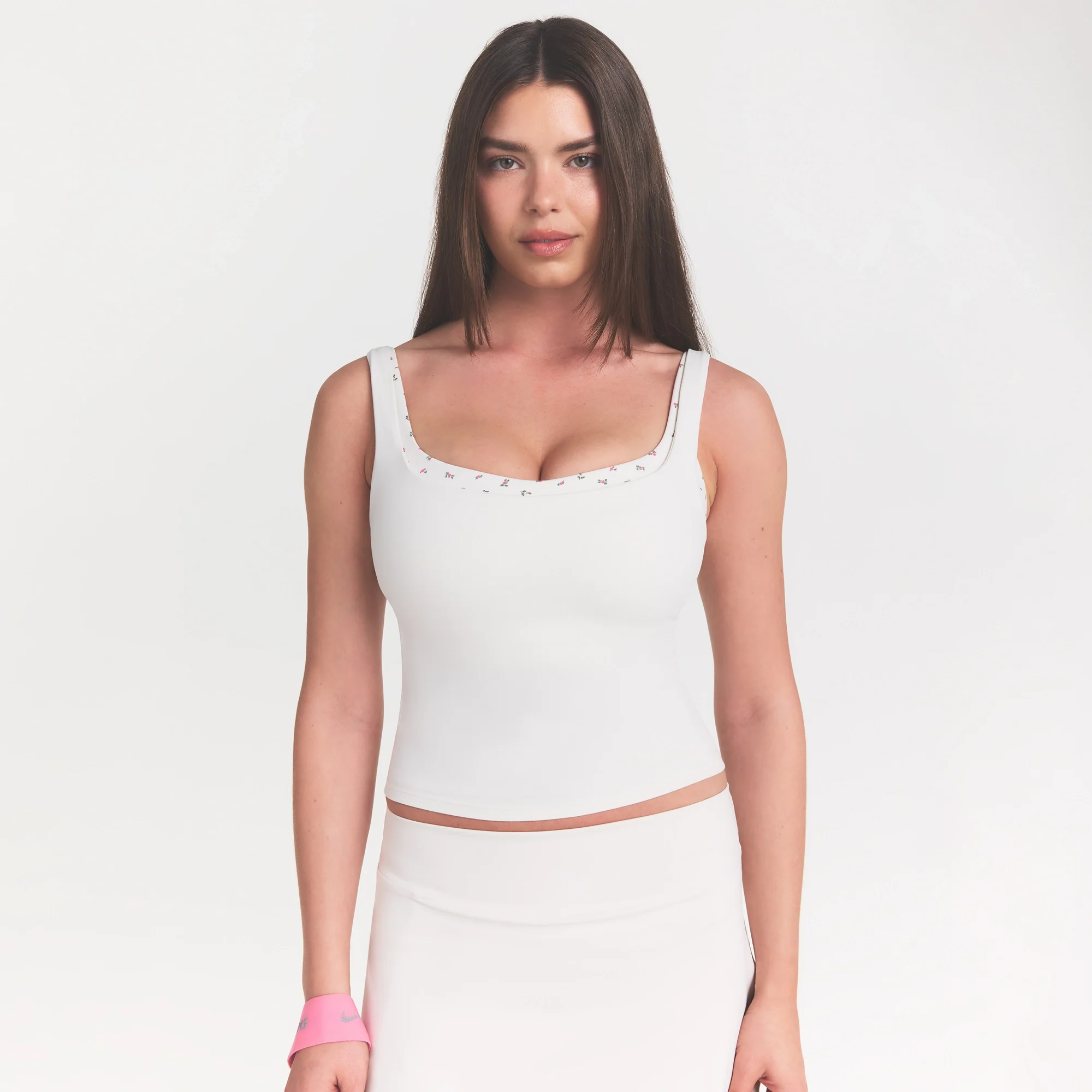 NikeSKIMS MATTE SQUARE NECK TANK | IVORY - Image 4