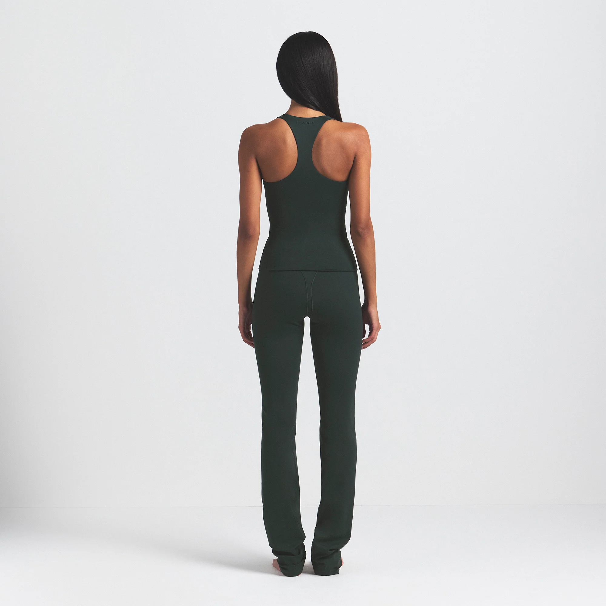NikeSKIMS MATTE V-LINE 39" STRAIGHT LEGGING | DARK TEAL - Image 4