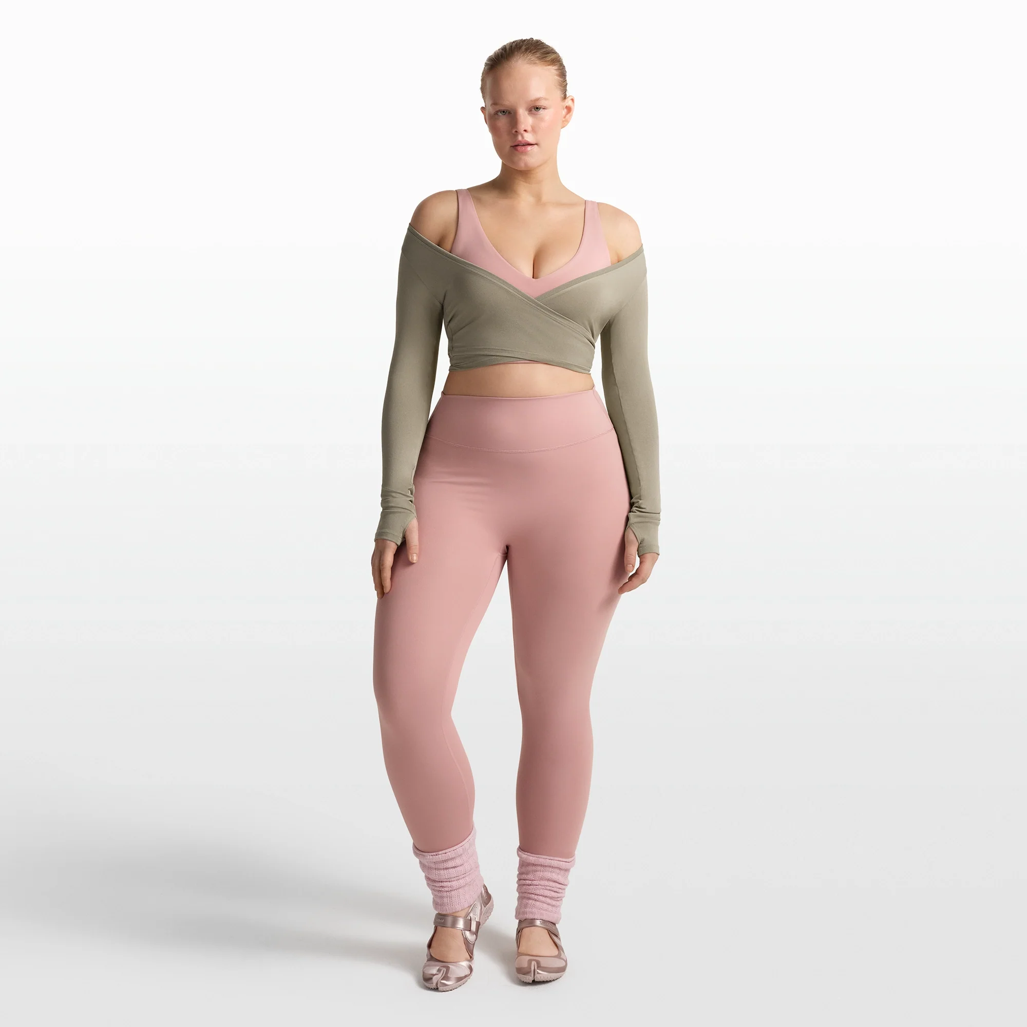 NikeSKIMS MATTE V-NECK BRA TOP | HIMALAYAN - Image 2