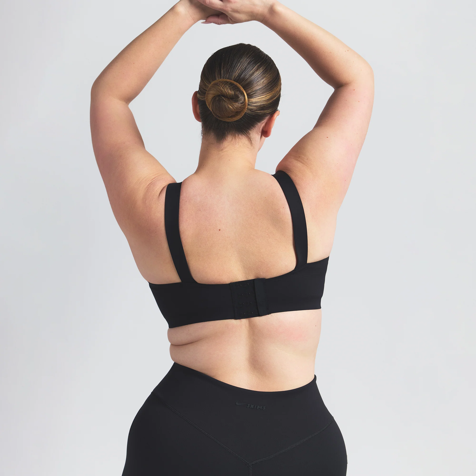 NikeSKIMS MATTE WIDE STRAP BRA | OBSIDIAN - Image 9