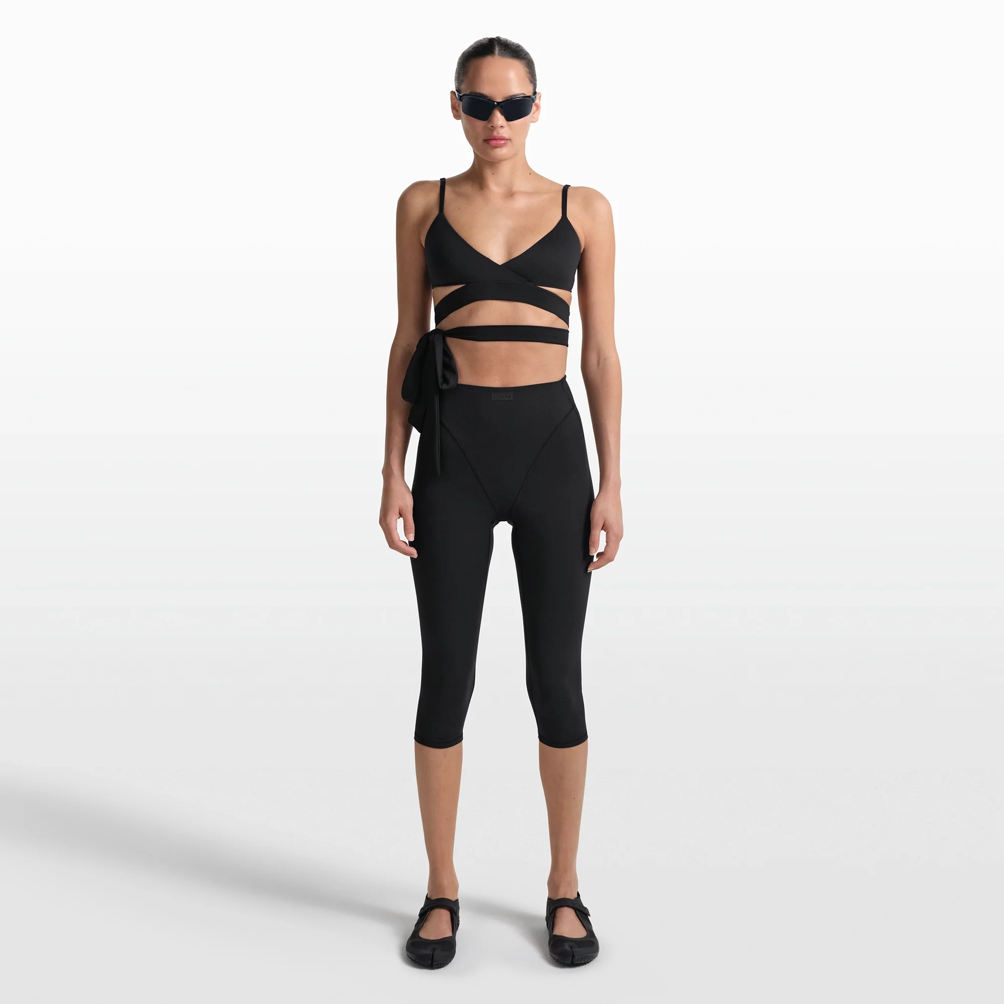NikeSKIMS MATTE WRAP FRONT BRA | OBSIDIAN - Image 2