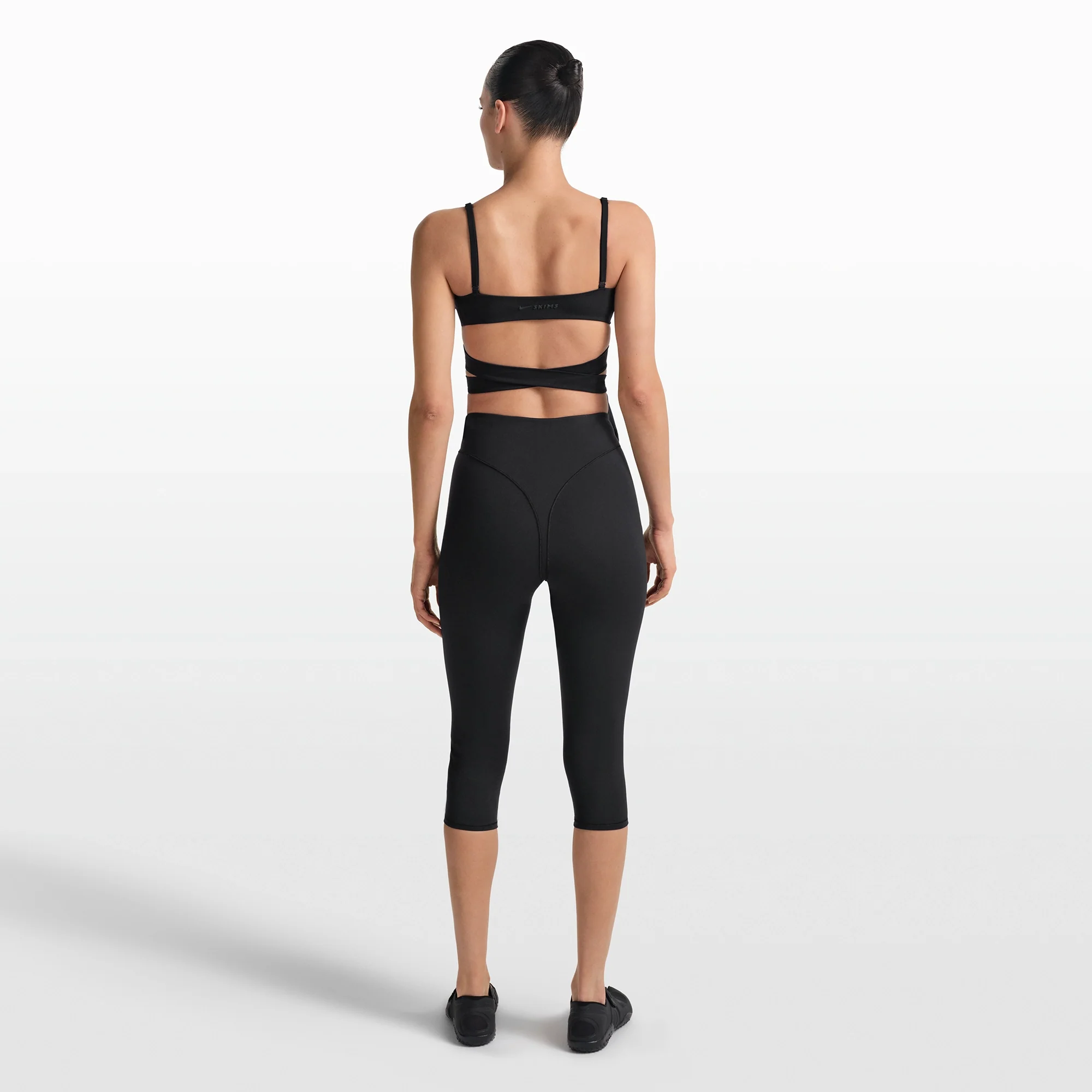 NikeSKIMS MATTE WRAP FRONT BRA | OBSIDIAN - Image 6