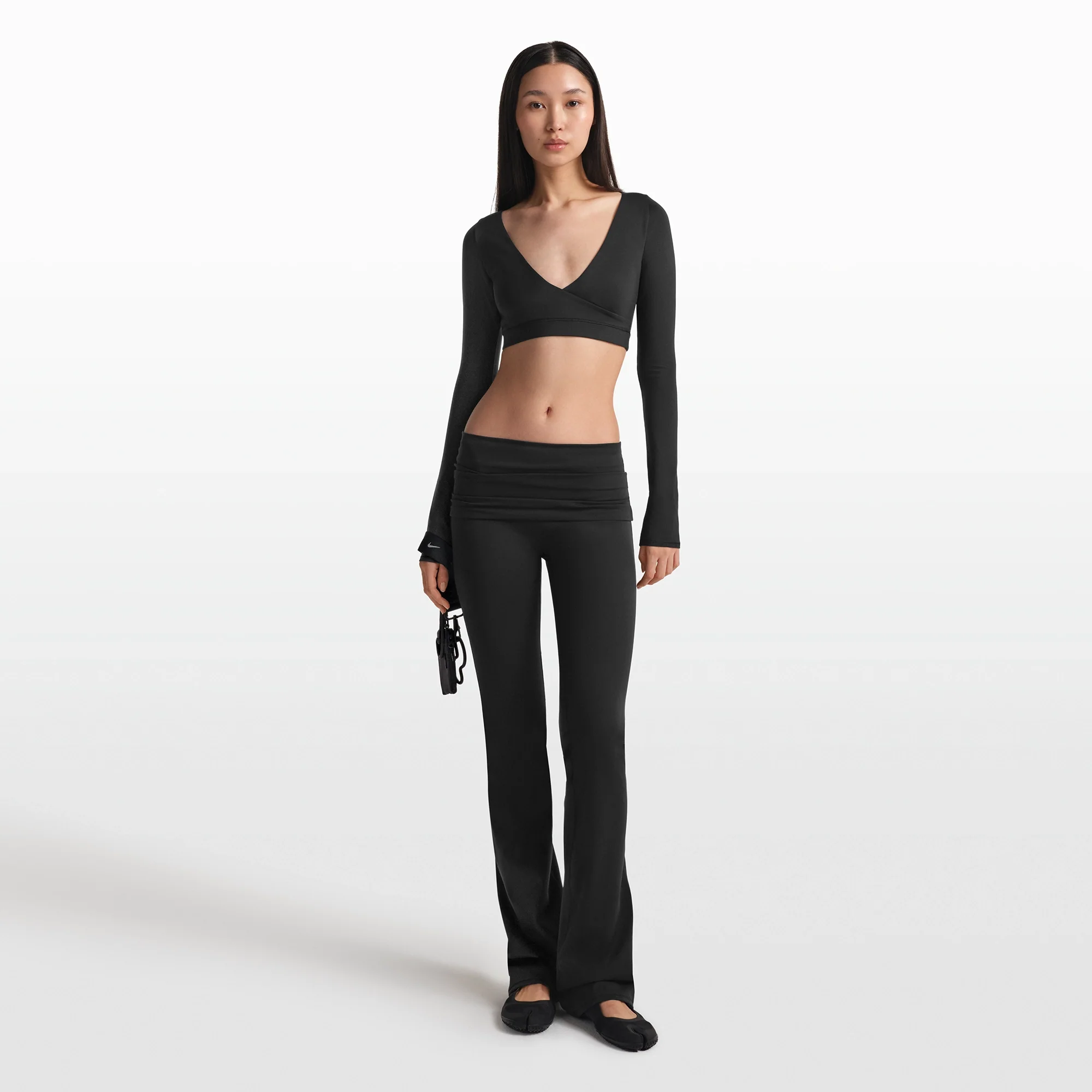 NikeSKIMS MATTE WRAP LONG SLEEVE CROPPED TOP | OBSIDIAN - Image 2
