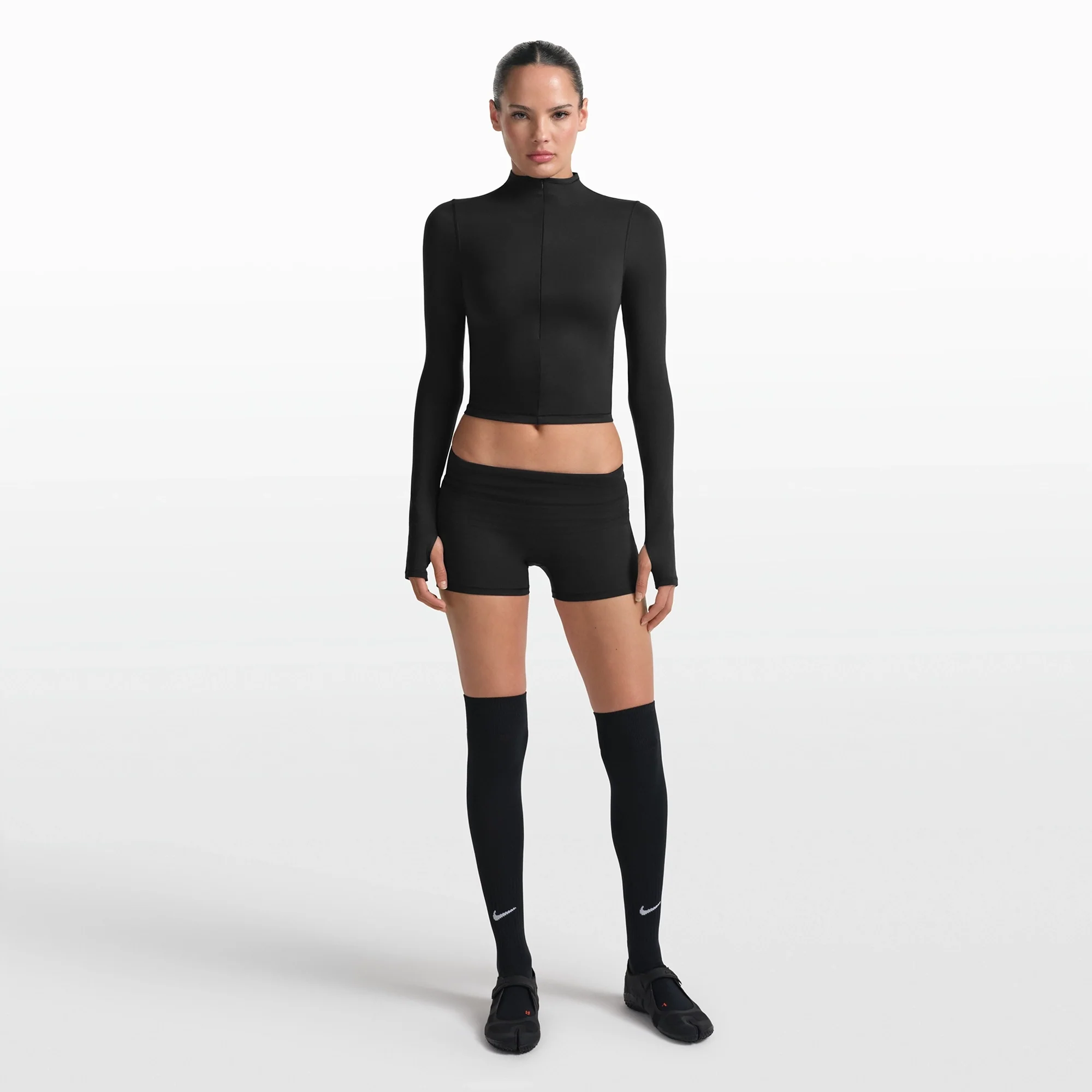NikeSKIMS MATTE ZIP FRONT TOP | OBSIDIAN - Image 2