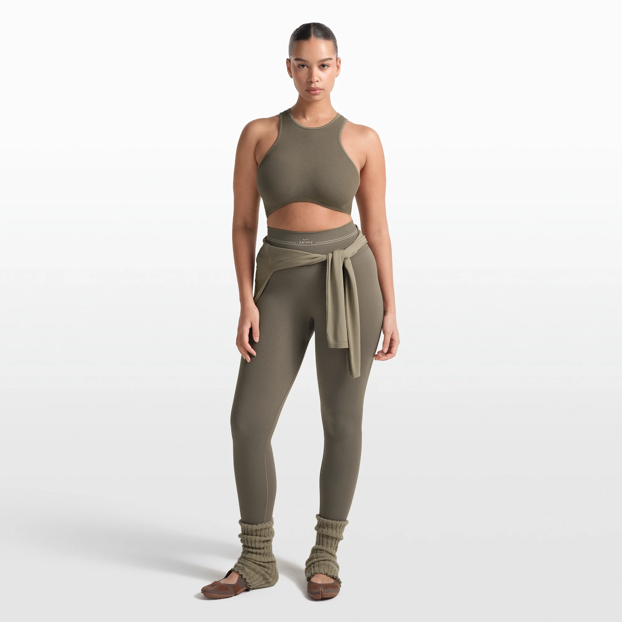NikeSKIMS RIBBED SEAMLESS 26" LEGGING | DUSTY OAKMOSS - Image 2