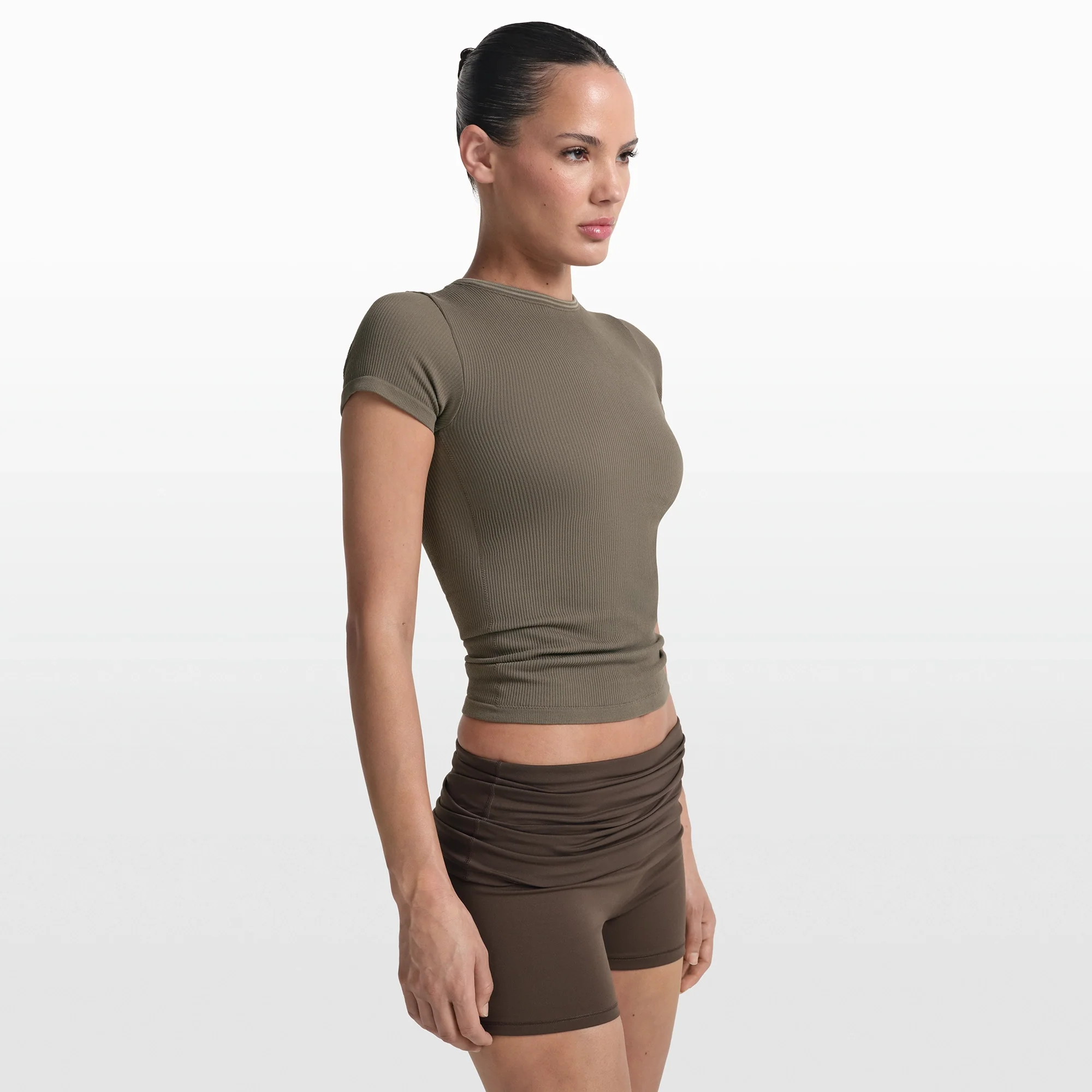 NikeSKIMS RIBBED SEAMLESS BABY TEE | DUSTY OAKMOSS - Image 5