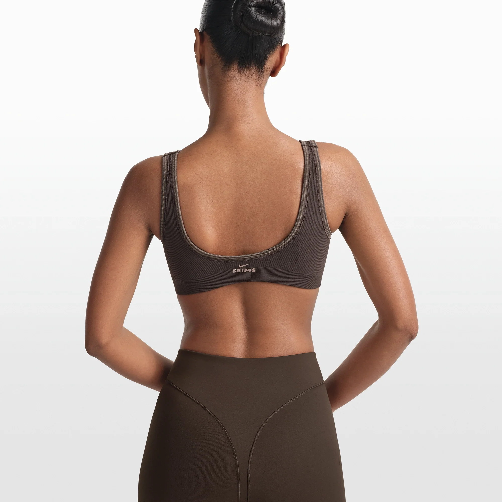 NikeSKIMS RIBBED SEAMLESS MICRO SCOOP BRA | PHOENIX - Image 6