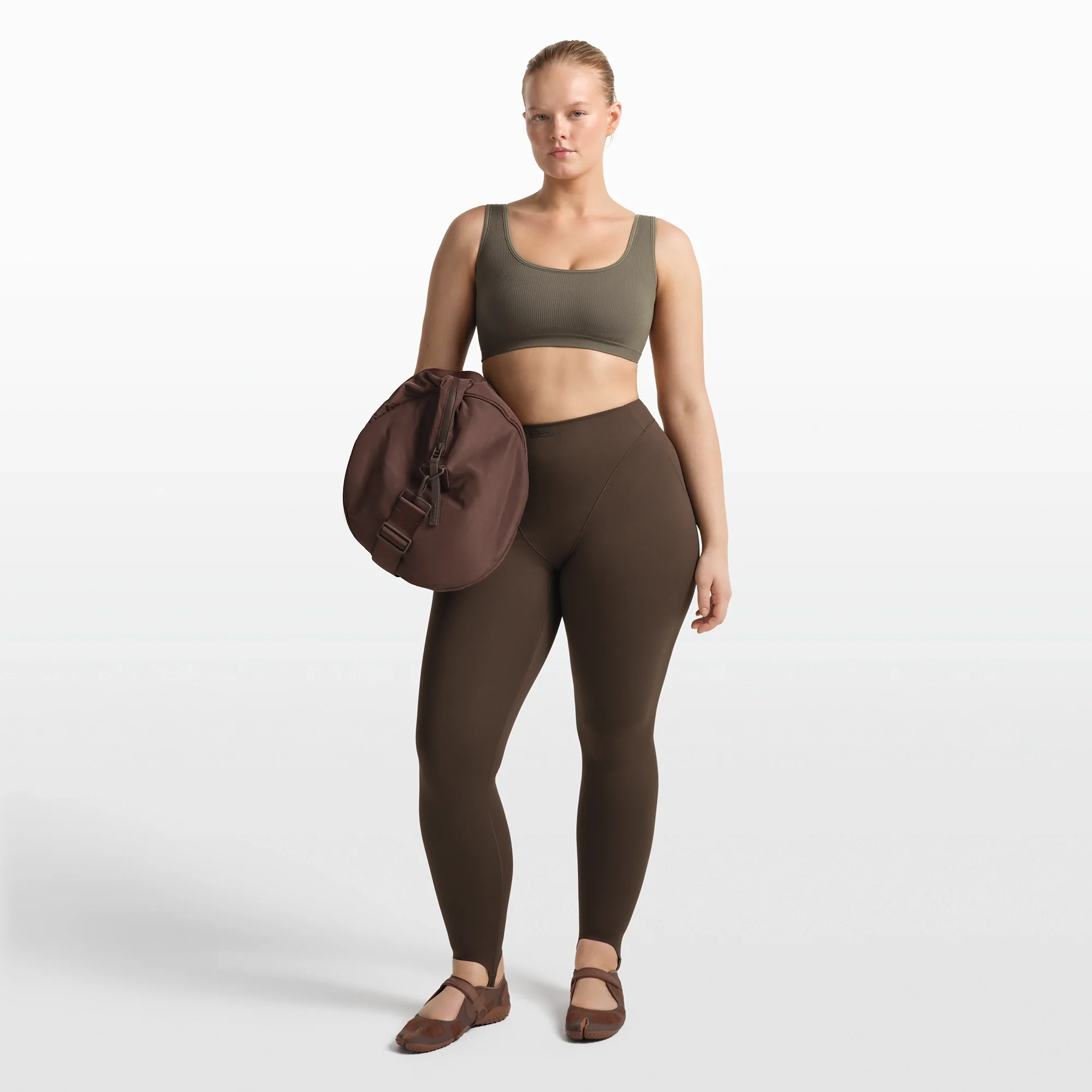 NikeSKIMS RIBBED SEAMLESS SCOOP BRA | DUSTY OAKMOSS - Image 2