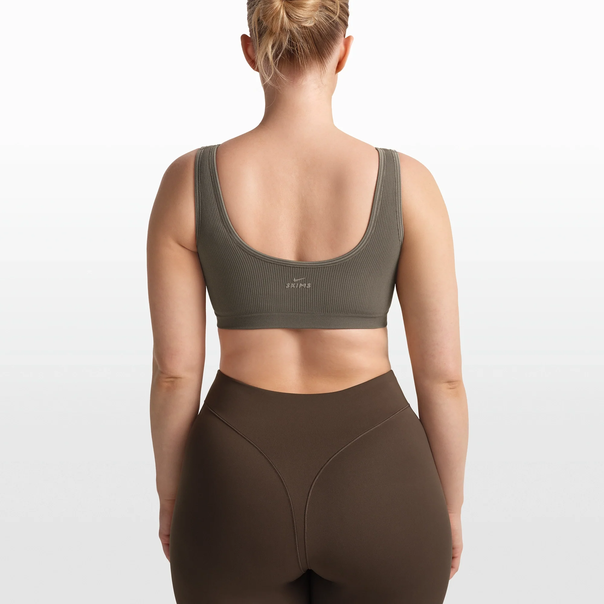 NikeSKIMS RIBBED SEAMLESS SCOOP BRA | DUSTY OAKMOSS - Image 6