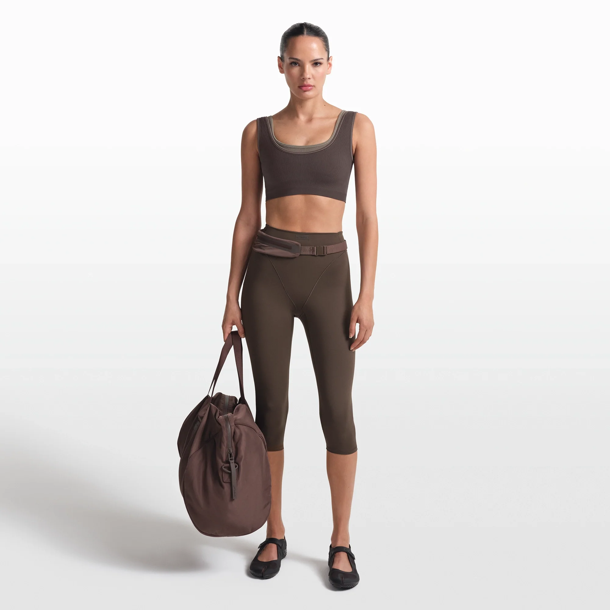 NikeSKIMS RIBBED SEAMLESS SCOOP BRA | PHOENIX - Image 2