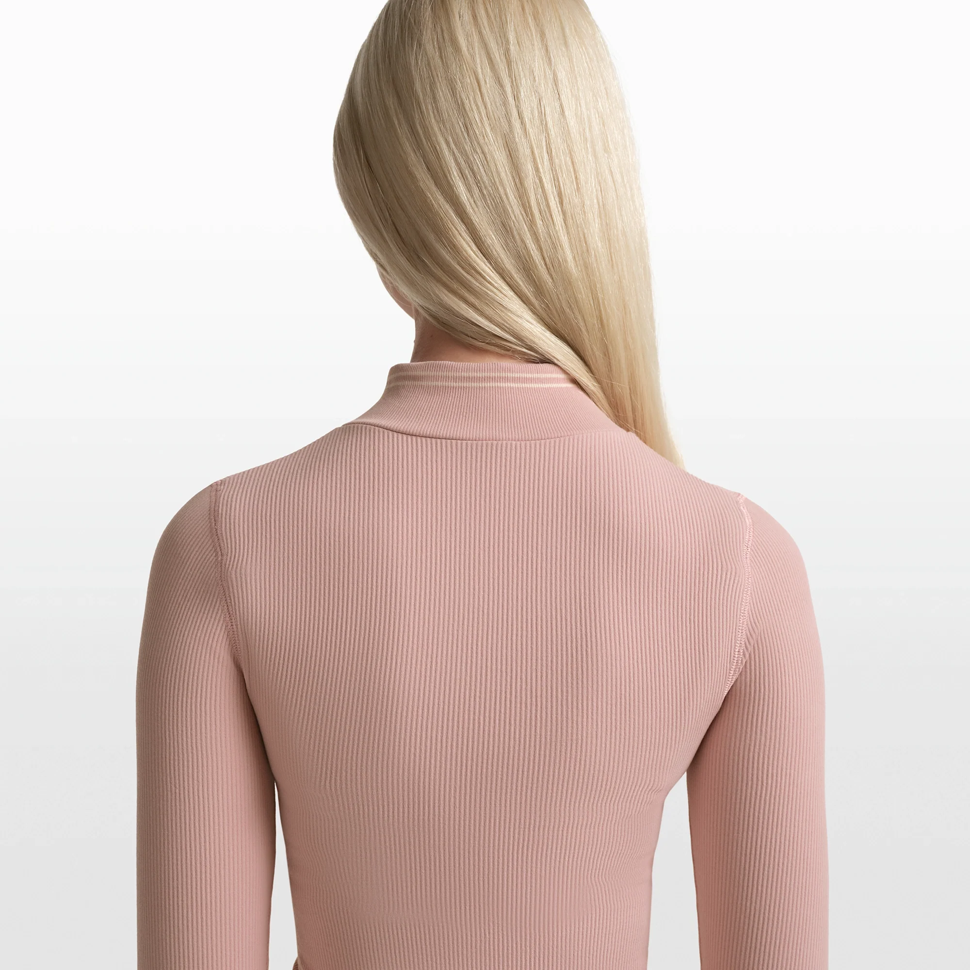 NikeSKIMS RIBBED SEAMLESS ZIP UP CROP JACKET | HIMALAYAN - Image 6