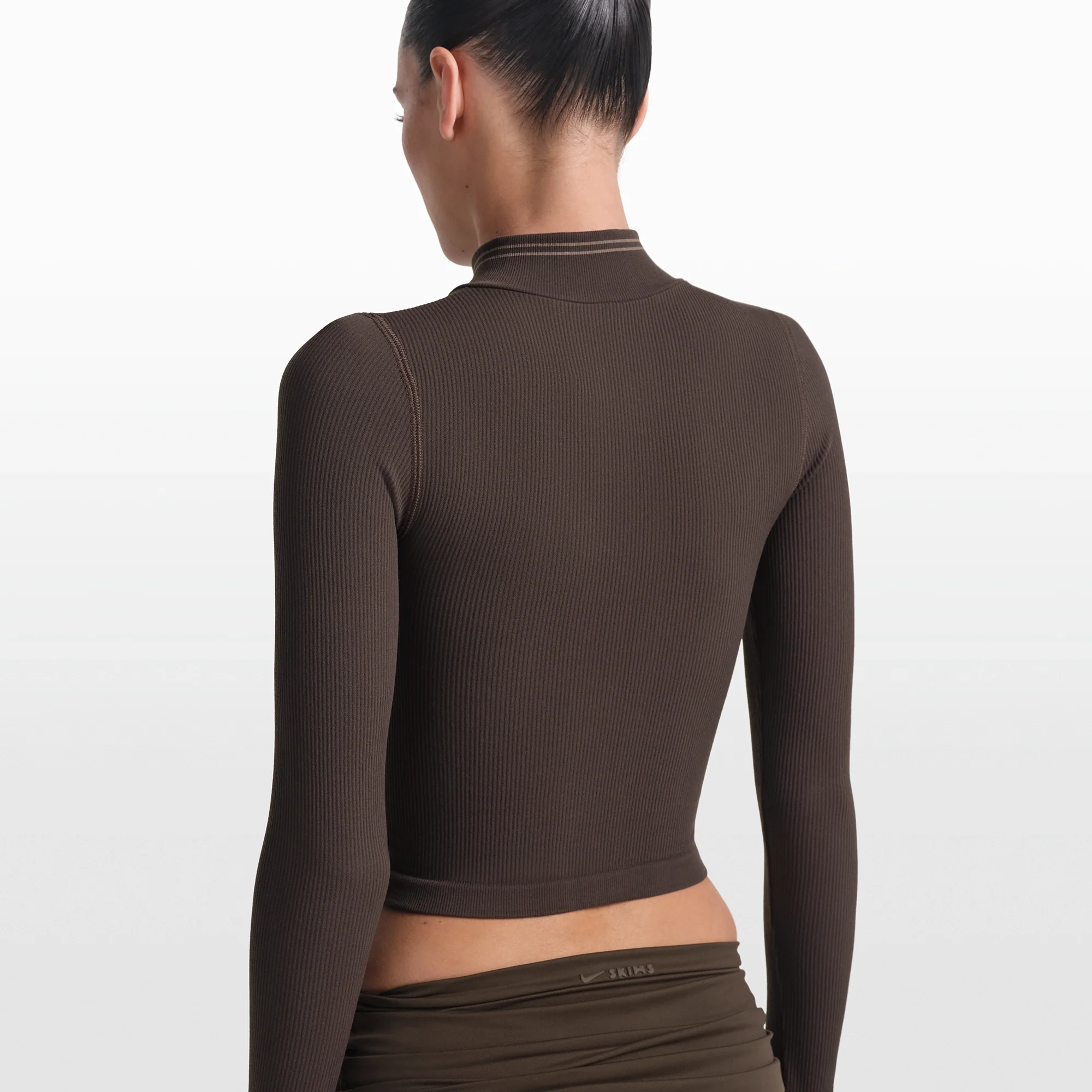 NikeSKIMS RIBBED SEAMLESS ZIP UP CROP JACKET | PHOENIX - Image 6