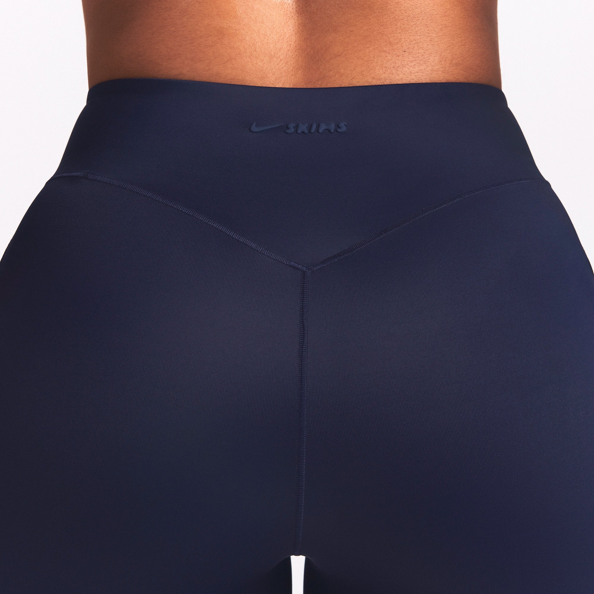 NikeSKIMS SHINE BONDED WAIST 26" LEGGING | NAVY - Image 4