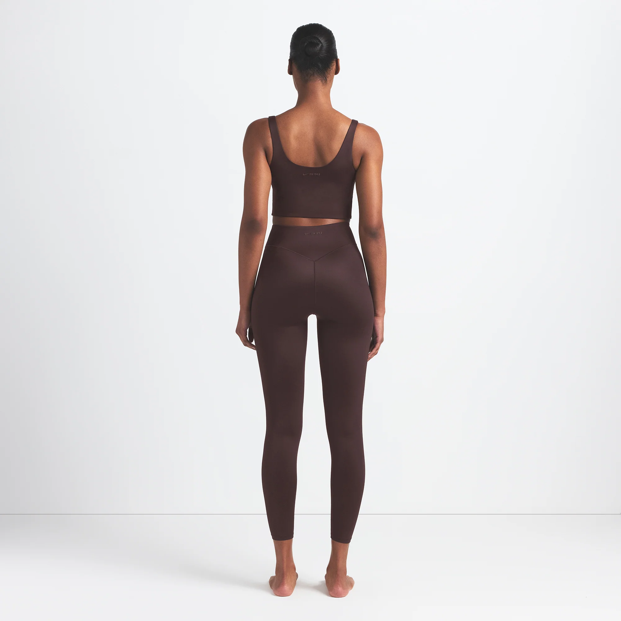 NikeSKIMS SHINE BONDED WAIST 26" LEGGING | PHOENIX - Image 6