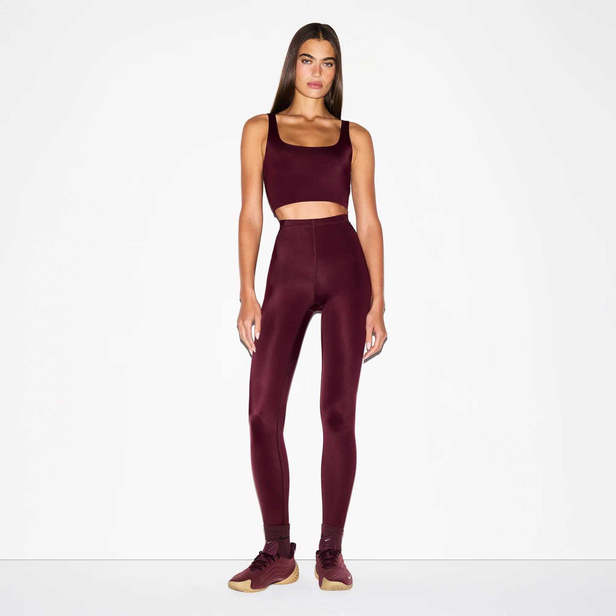 NikeSKIMS SHINE DRAWCORD 26" LEGGING | CURRANT - Image 2