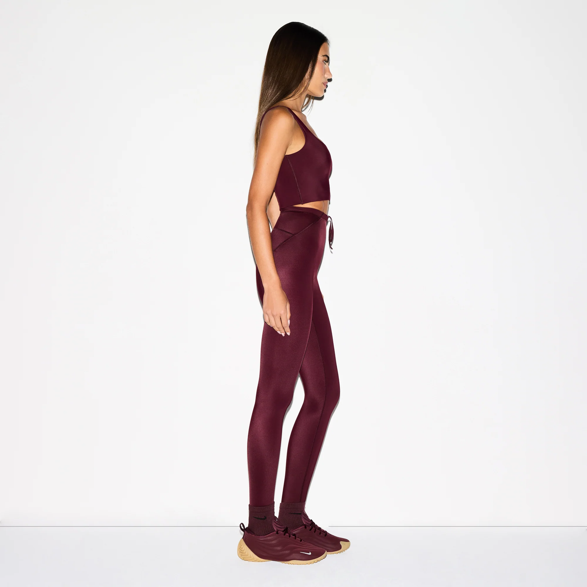 NikeSKIMS SHINE DRAWCORD 26" LEGGING | CURRANT - Image 5