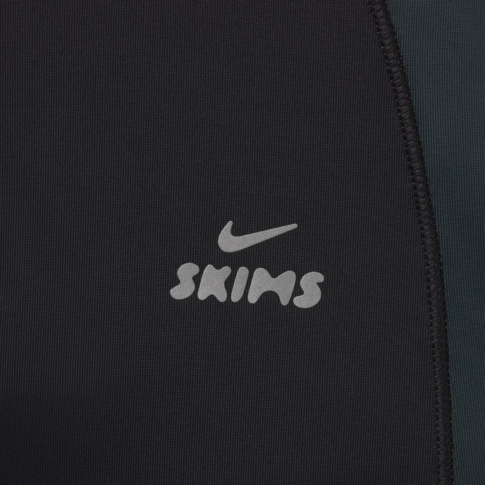 NikeSKIMS SHINE FRONT ZIP BRA | OBSIDIAN AND DARK TEAL - Image 8