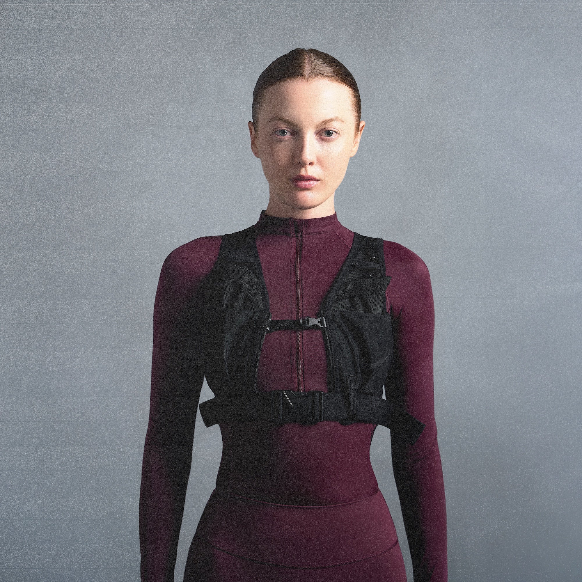 NikeSKIMS SHINE LONG SLEEVE HALF ZIP | CURRANT - Image 6