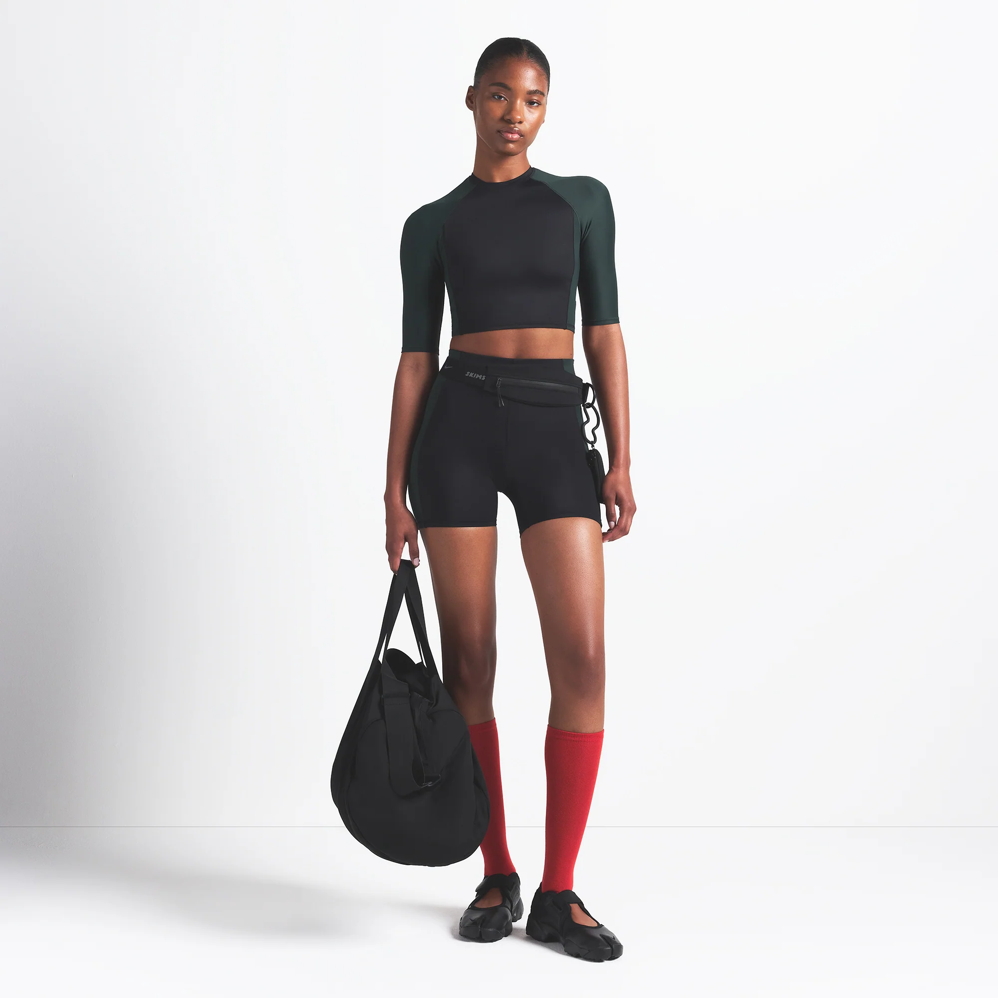 NikeSKIMS SHINE PADDED HALF SLEEVE CROP TOP | OBSIDIAN AND DARK TEAL - Image 2