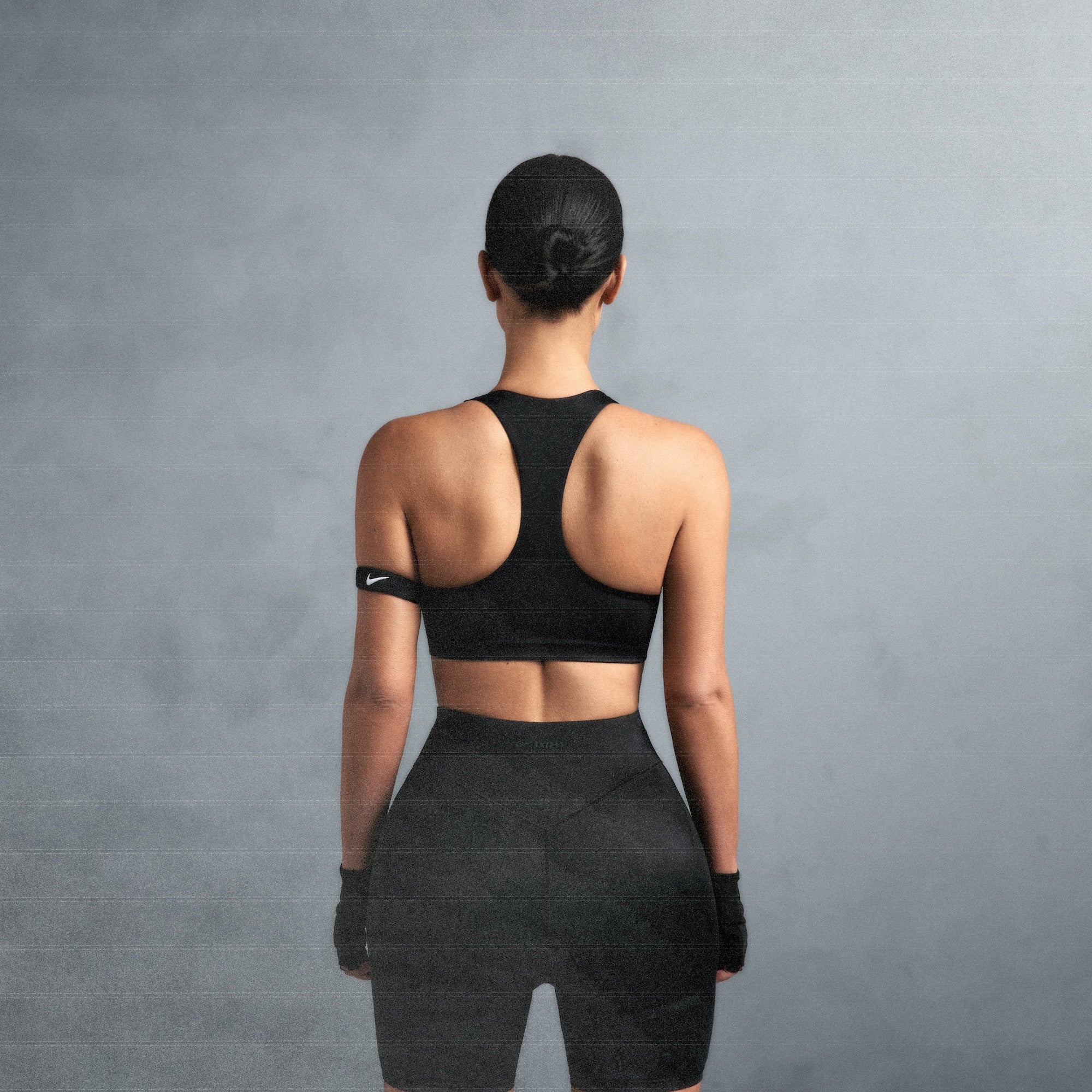NikeSKIMS SHINE RACER BACK BRA | OBSIDIAN - Image 5