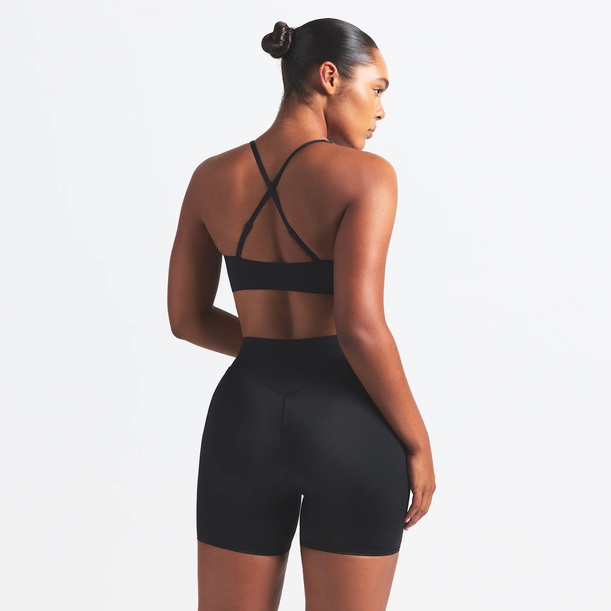 NikeSKIMS SHINE V-NECK BRA | OBSIDIAN - Image 3