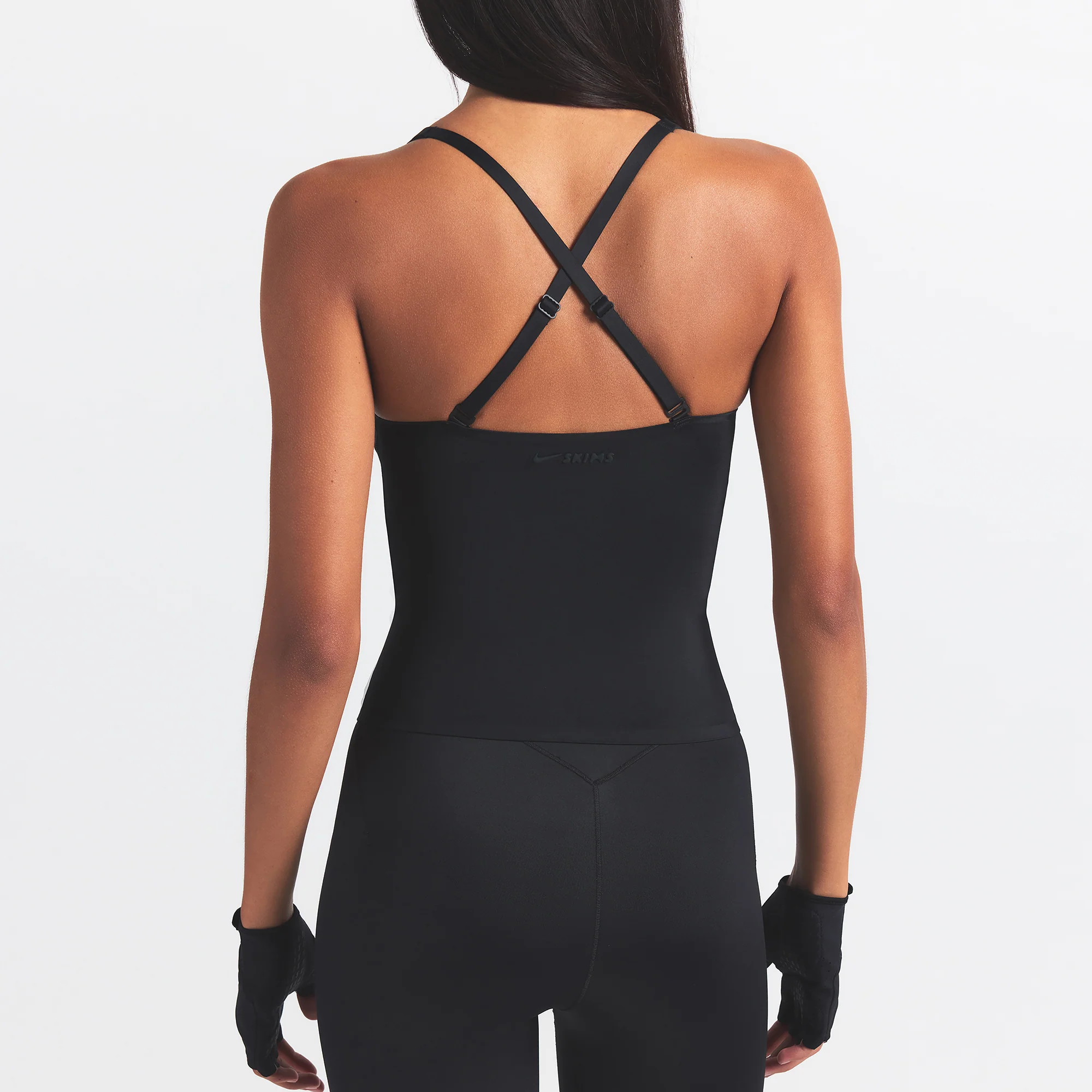NikeSKIMS SHINE V-NECK TANK | OBSIDIAN - Image 3