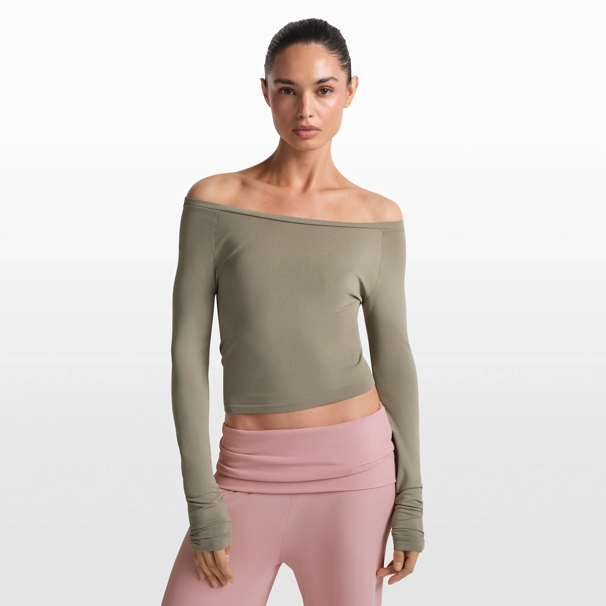NikeSKIMS STRETCH KNIT LONG SLEEVE BOATNECK TOP | DUNE - Image 5