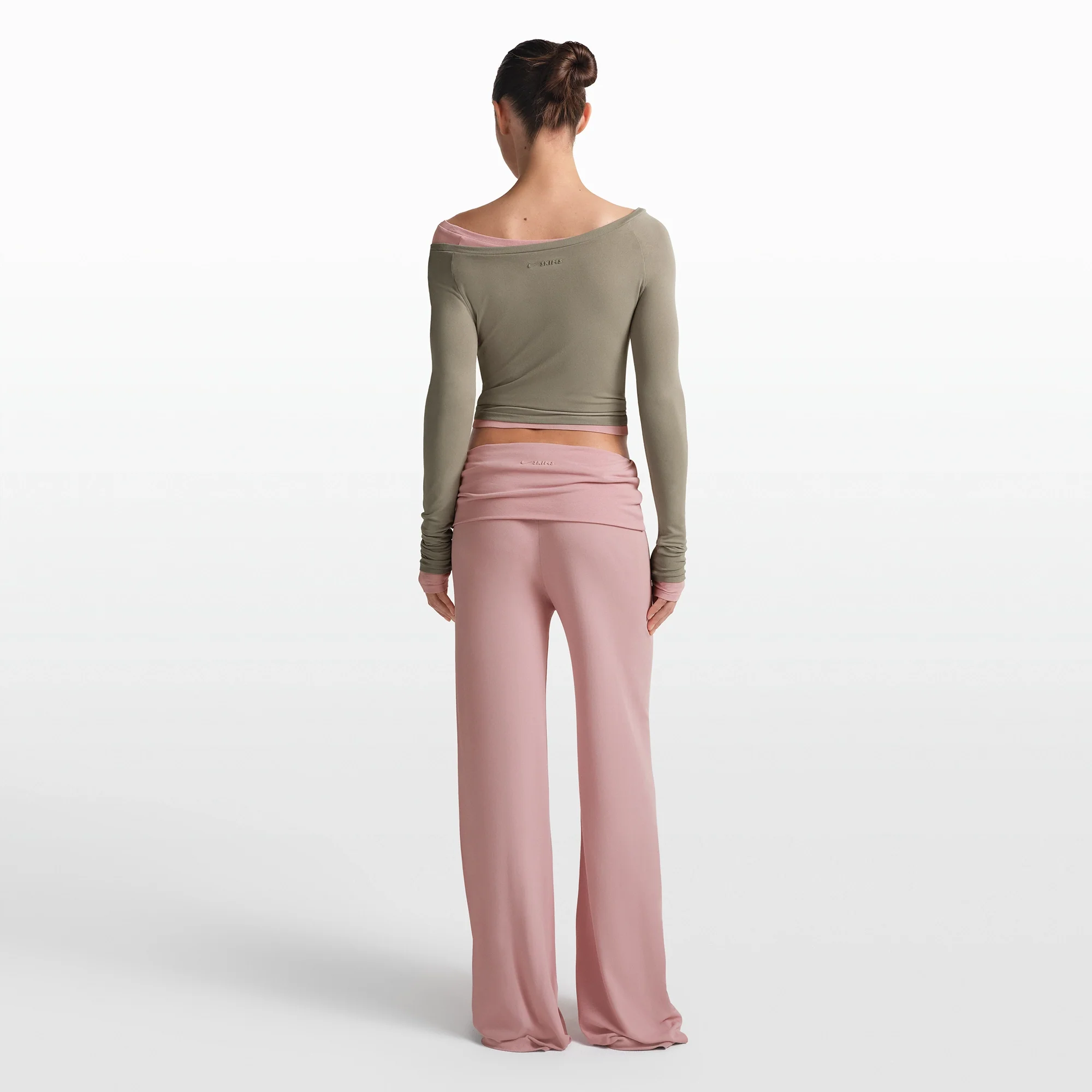 NikeSKIMS STRETCH KNIT LONG SLEEVE BOATNECK TOP | DUNE - Image 7