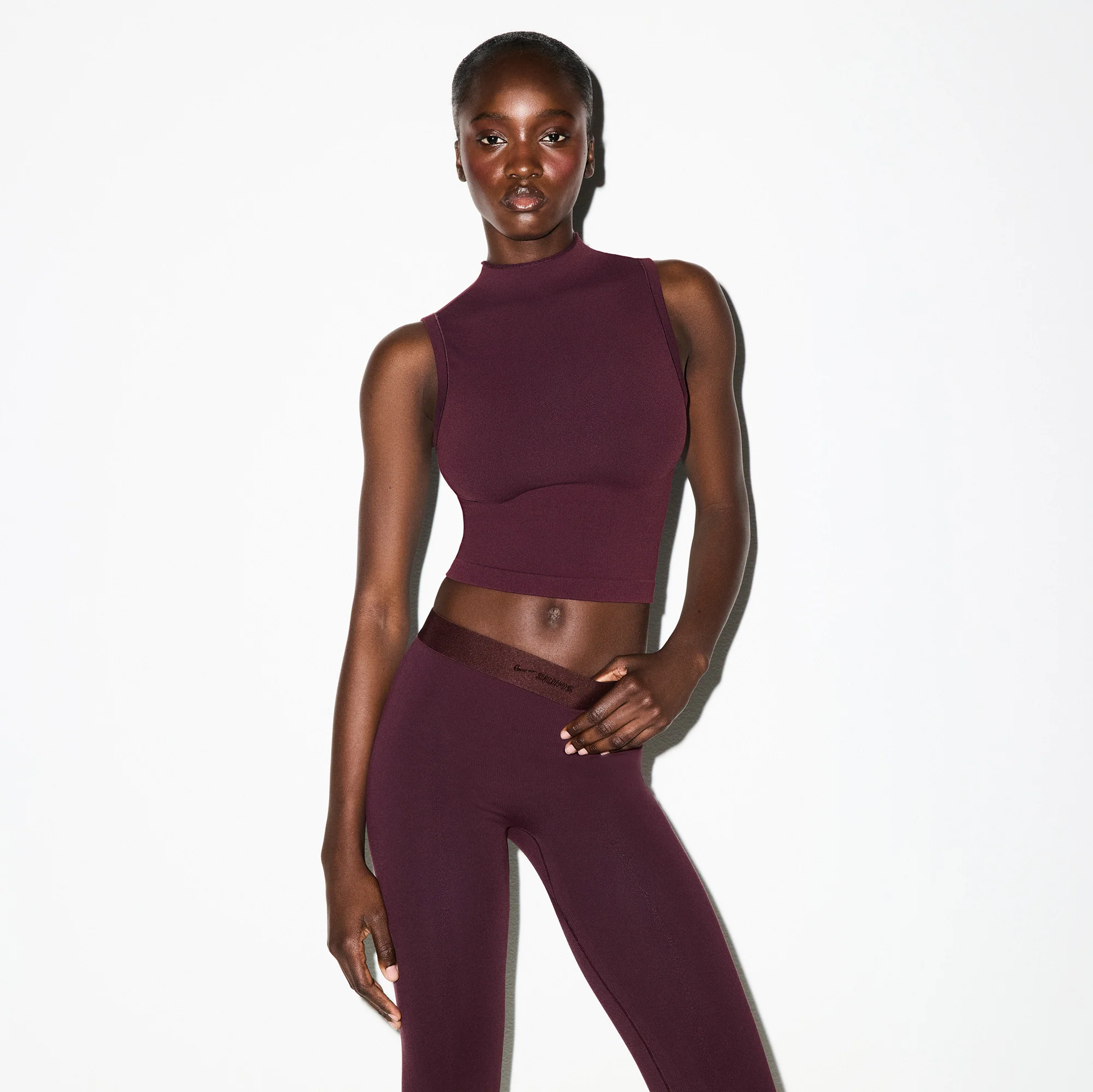 NikeSKIMS VINTAGE SEAMLESS MOCK NECK BRA TOP | CURRANT - Image 4