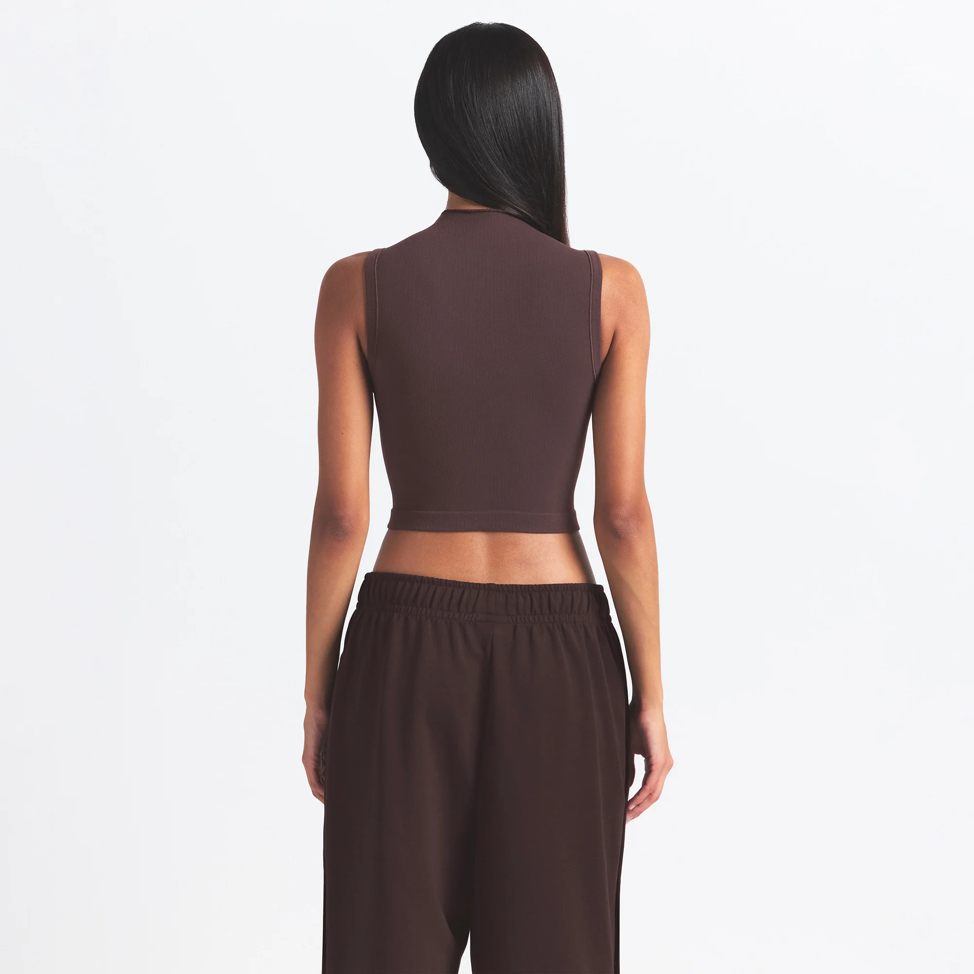 NikeSKIMS VINTAGE SEAMLESS MOCK NECK BRA TOP | PHOENIX - Image 11